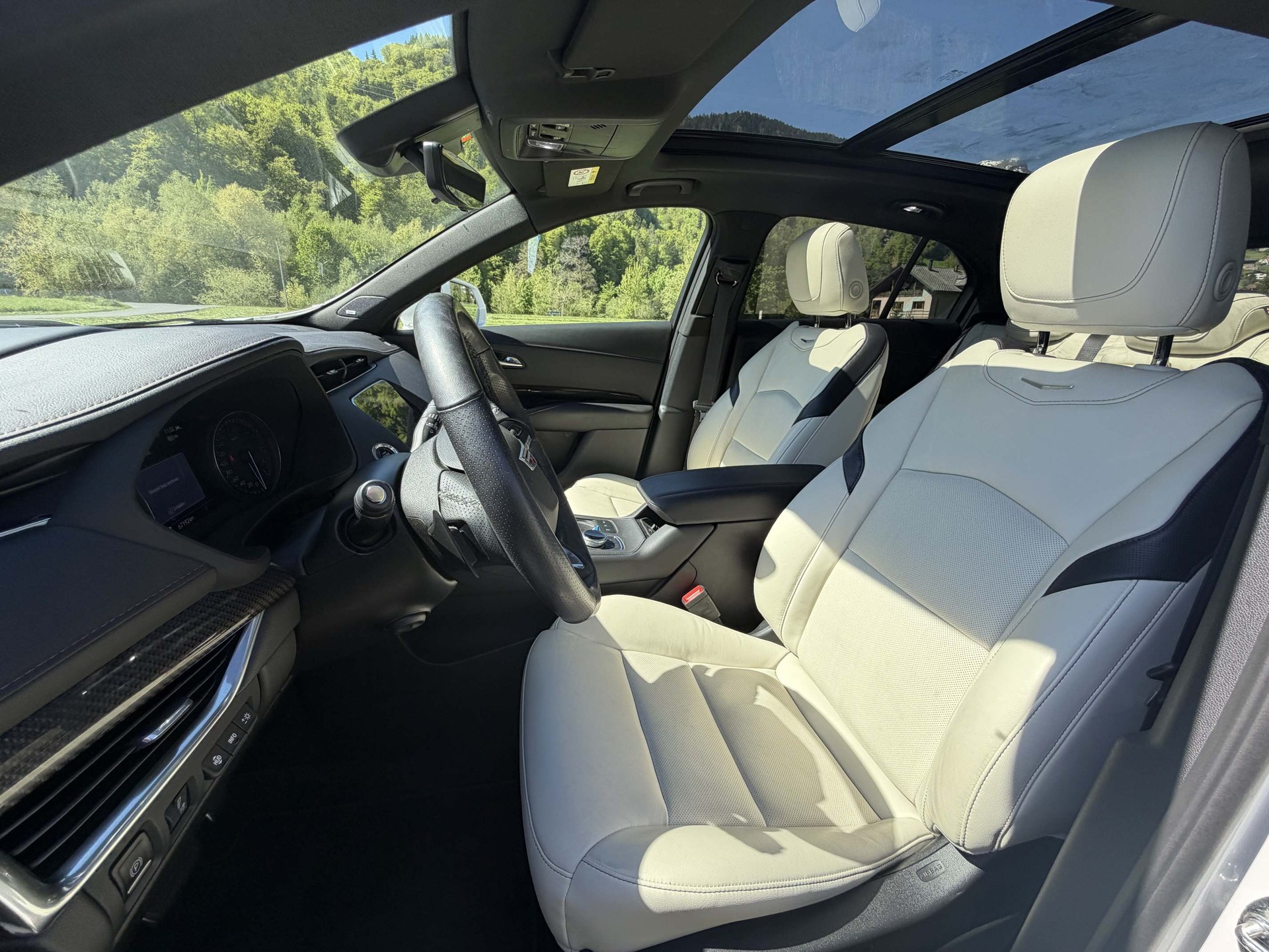 CADILLAC XT4 2.0 TD Executive Nappa AWD-image-9