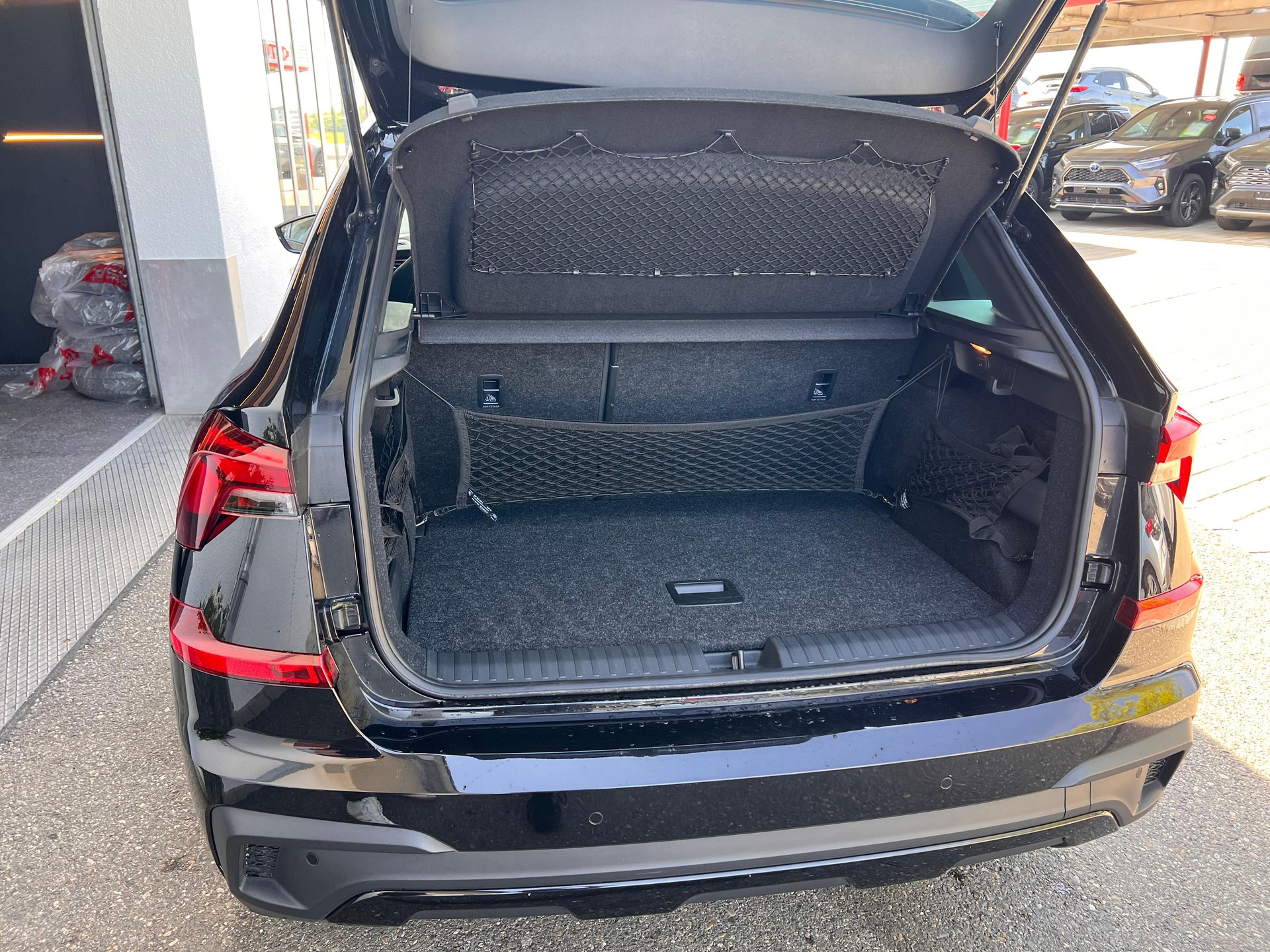 SKODA Kamiq 1.0 TSI Monte Carlo DSG-image-6