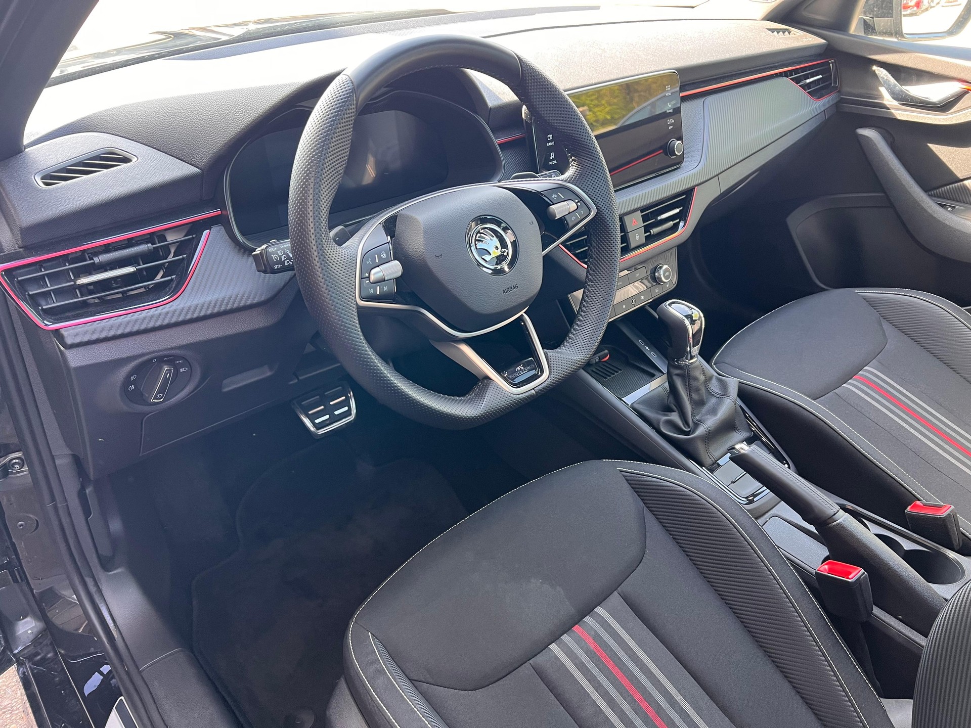 SKODA Kamiq 1.0 TSI Monte Carlo DSG-image-7