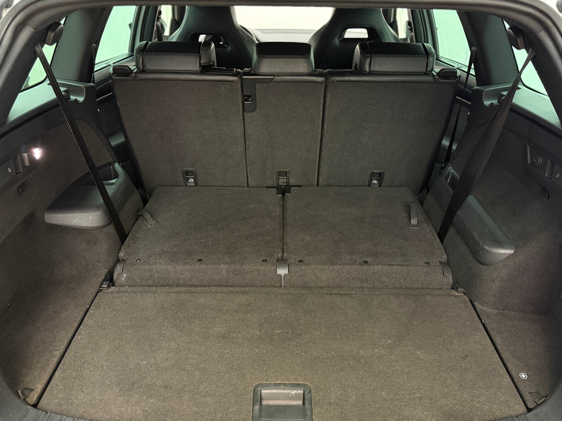 SKODA Kodiaq 2.0 TDI CR Sport Line 4x4 DSG ~AHK~7-PLÄTZER~-image-25