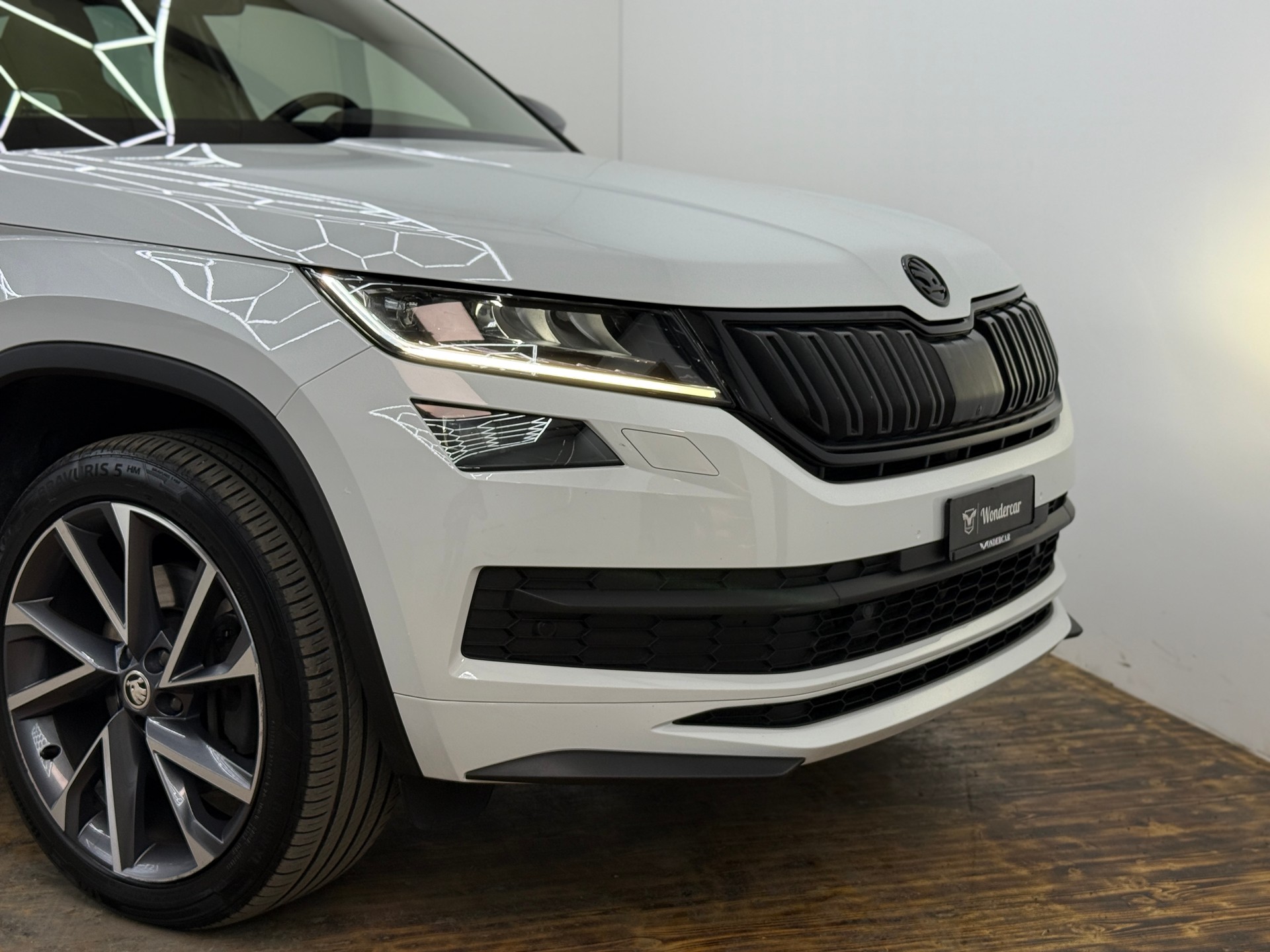 SKODA Kodiaq 2.0 TDI CR Sport Line 4x4 DSG-showroom-element-1