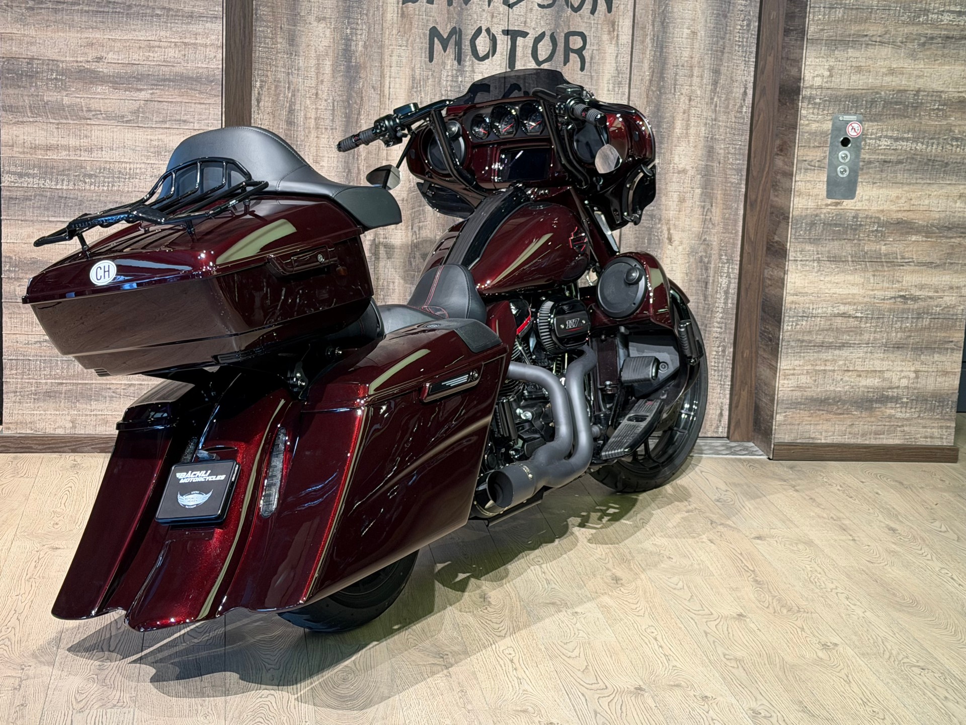 HARLEY-DAVIDSON FLHXSE Street Glide ABS CVO 117-image-5