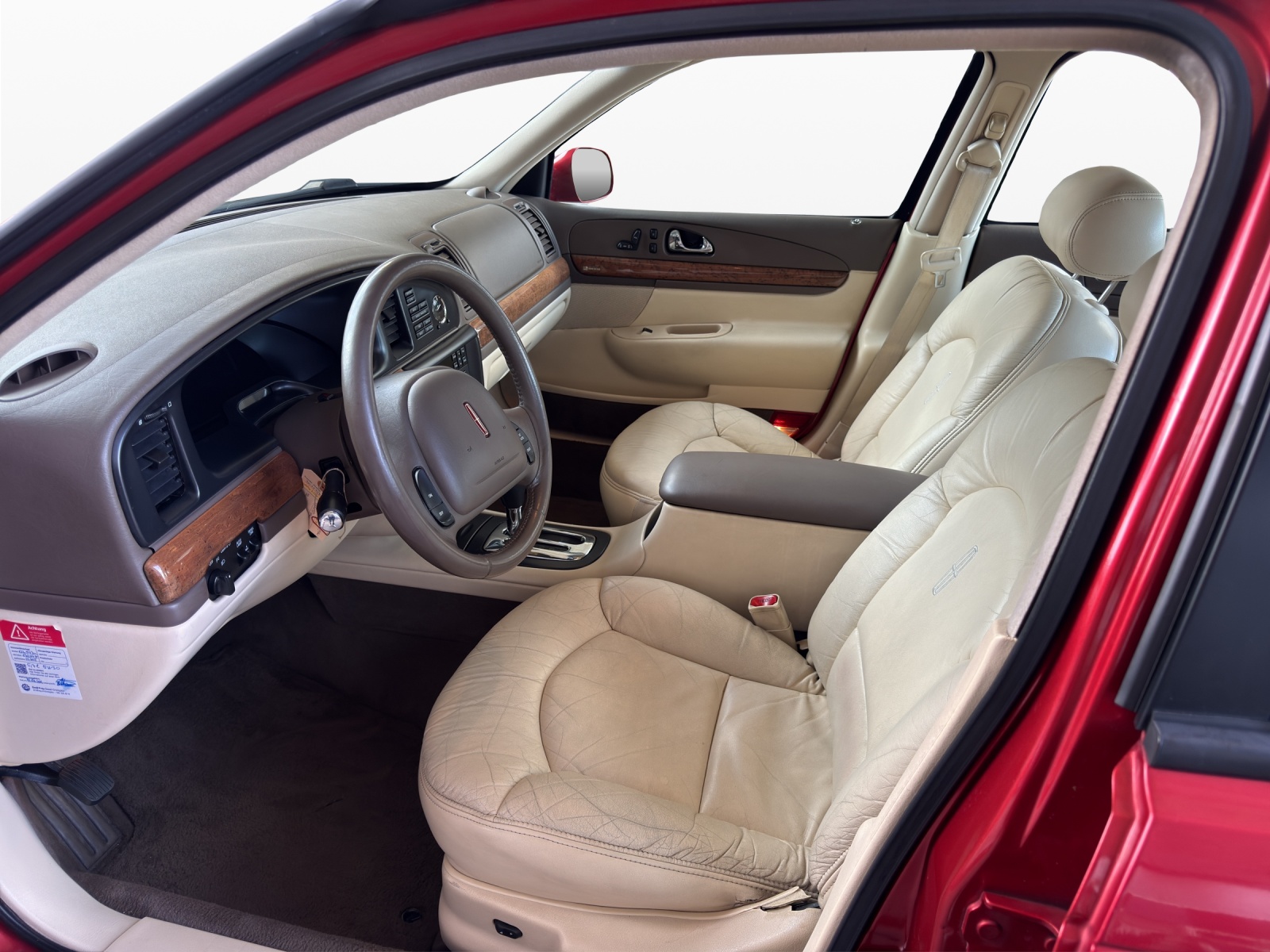 LINCOLN Continental-image-8