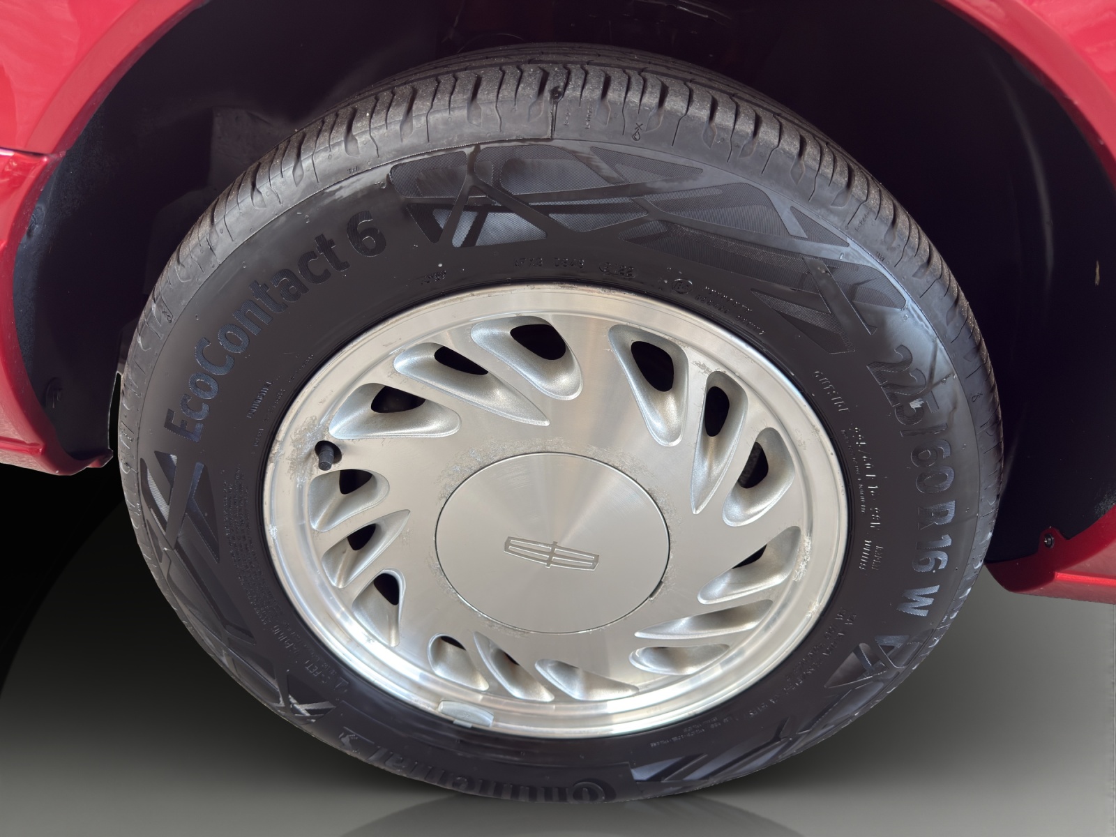 LINCOLN Continental-image-20