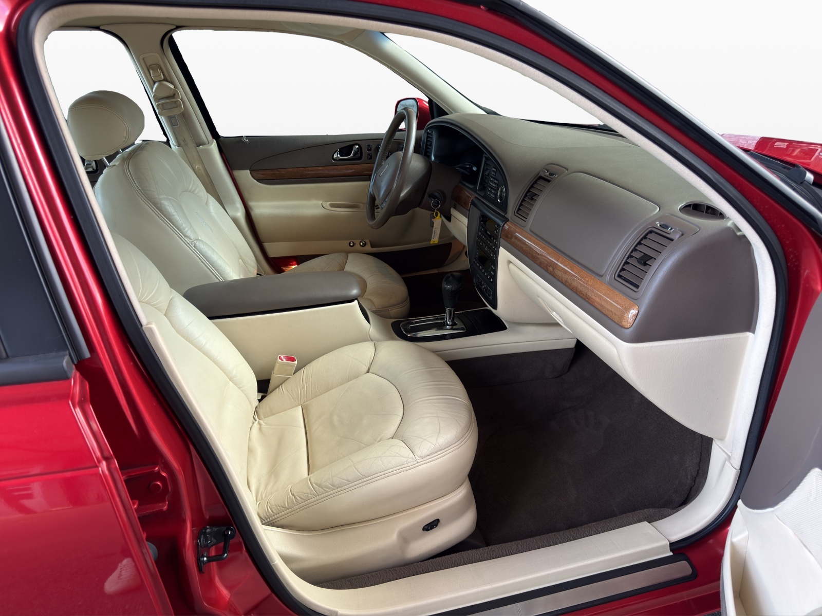 LINCOLN Continental-image-14