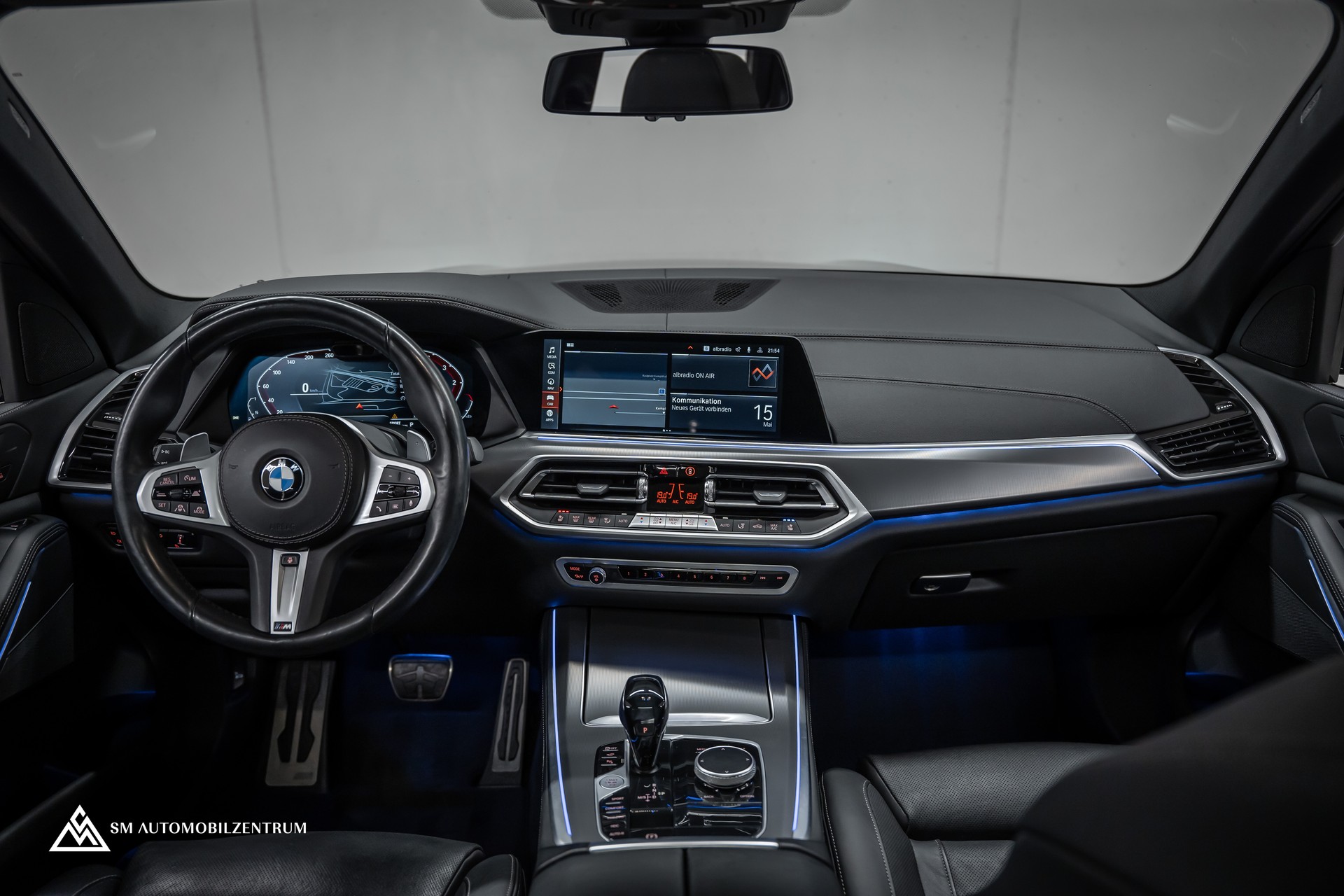 BMW X5 xDrive 48V 40d M Sport / Panorama / 360° / Head-Up / Sitzbelüftung-image-13
