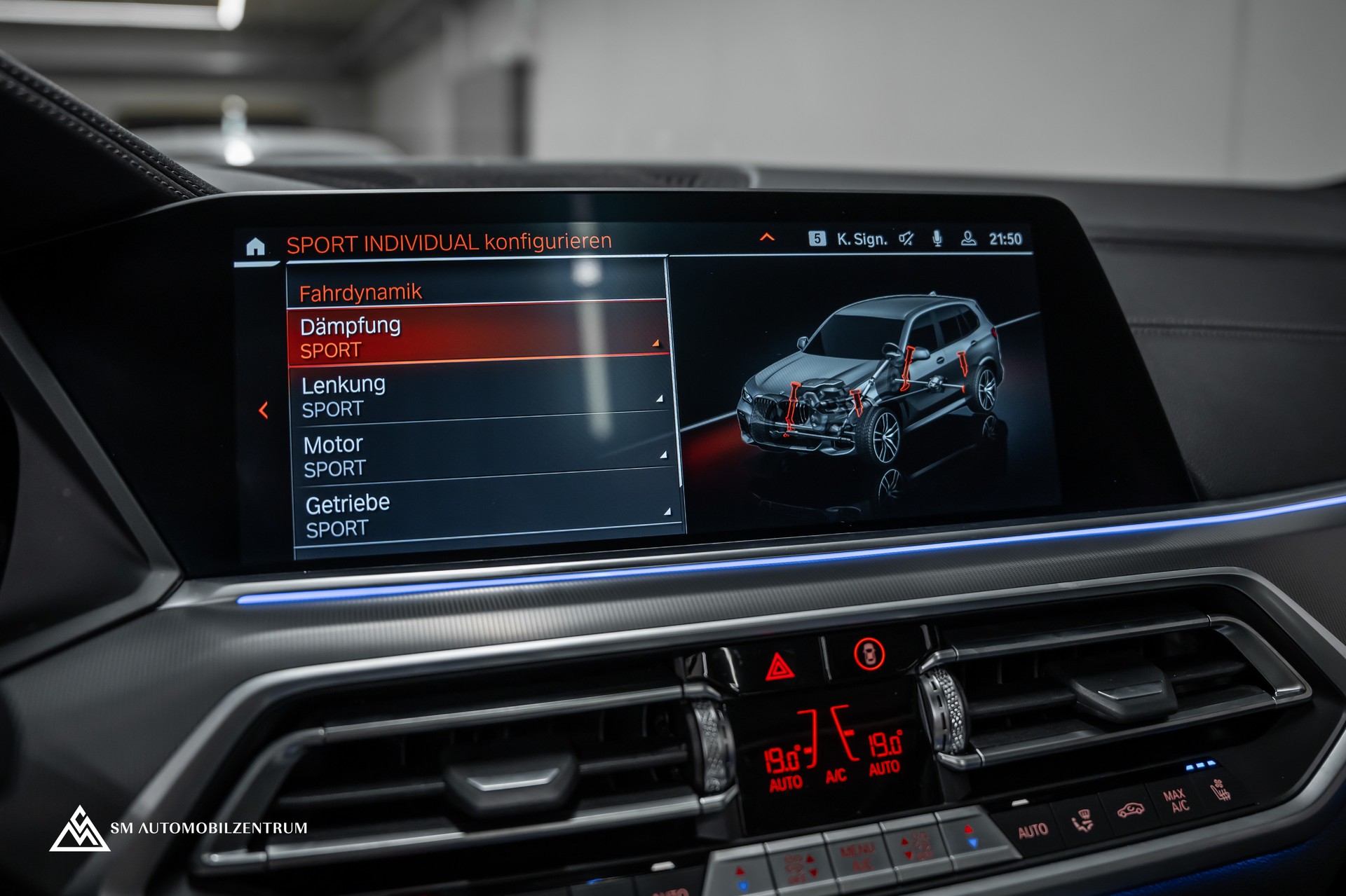 BMW X5 xDrive 48V 40d M Sport / Panorama / 360° / Head-Up / Sitzbelüftung-image-34