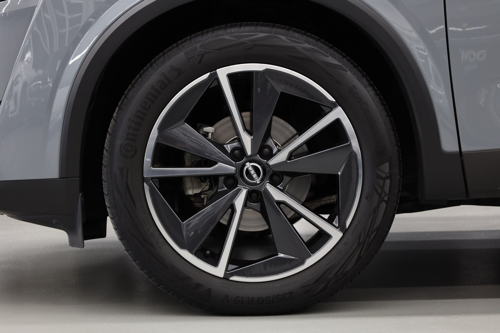 NISSAN Qashqai 1.3 DIG-T Tekna 4x4-image-11
