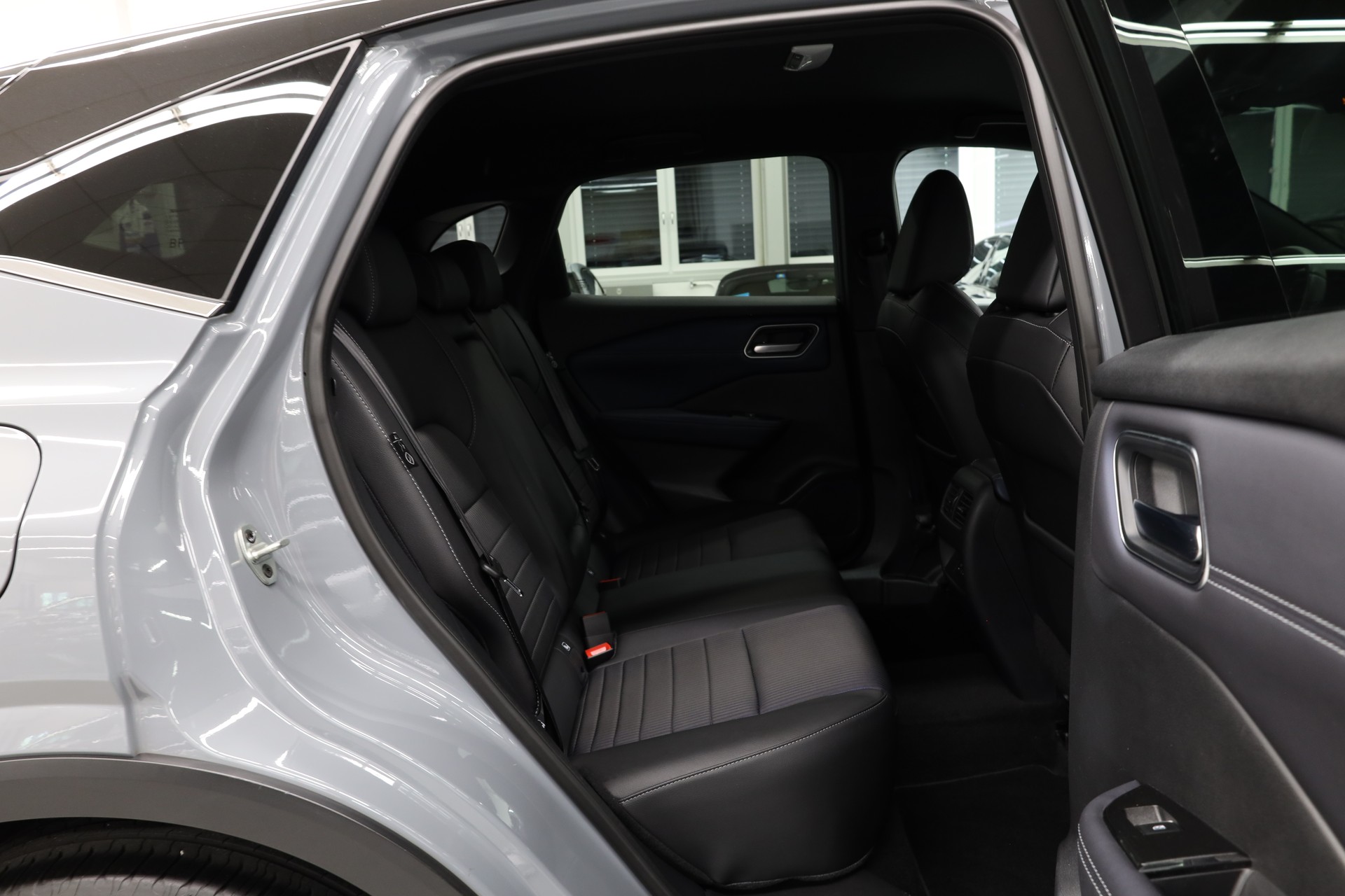 NISSAN Qashqai 1.3 DIG-T Tekna 4x4-image-26
