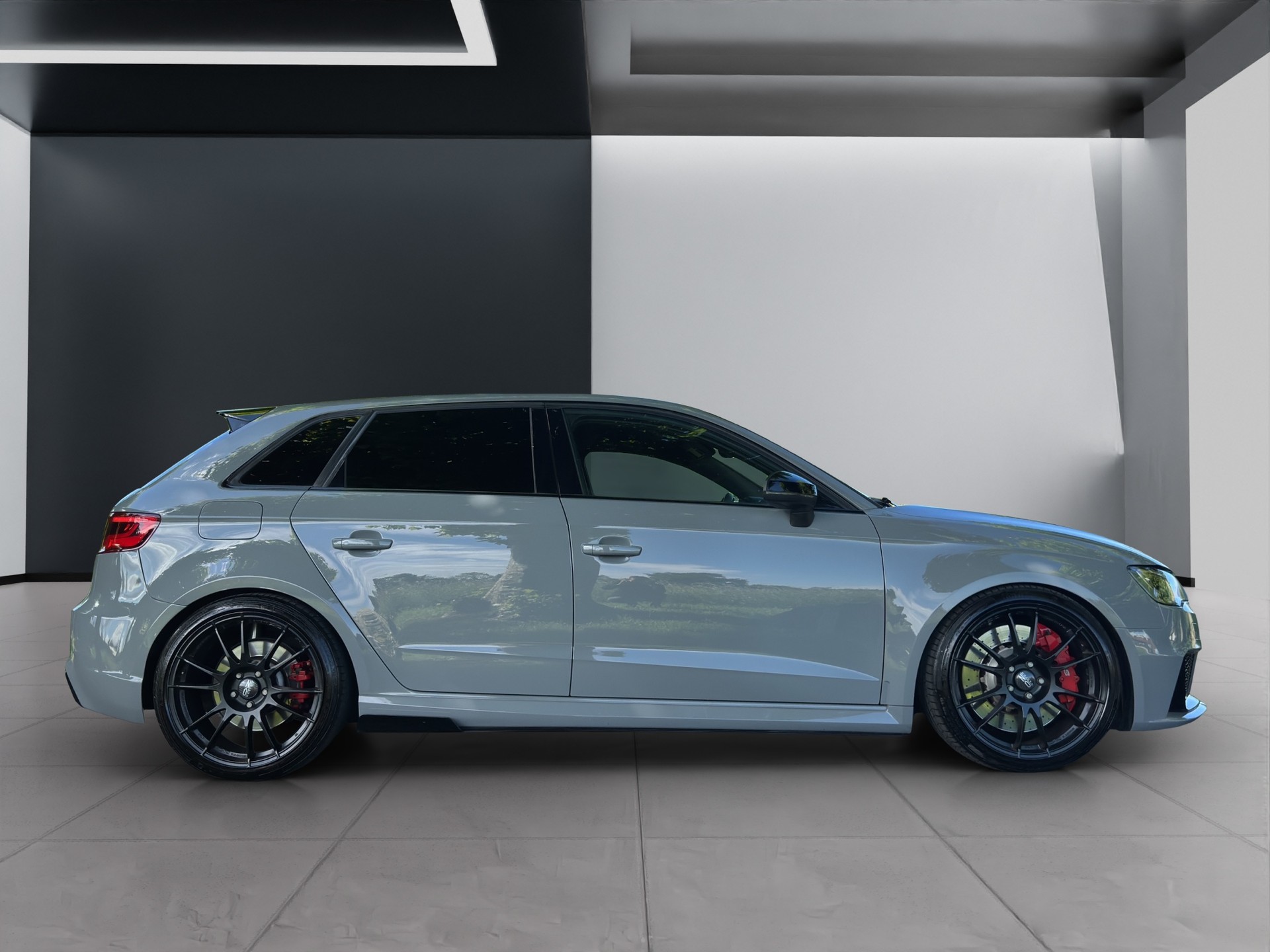 AUDI RS3 2.5 TSI quattro S-tronic-showroom-element-2