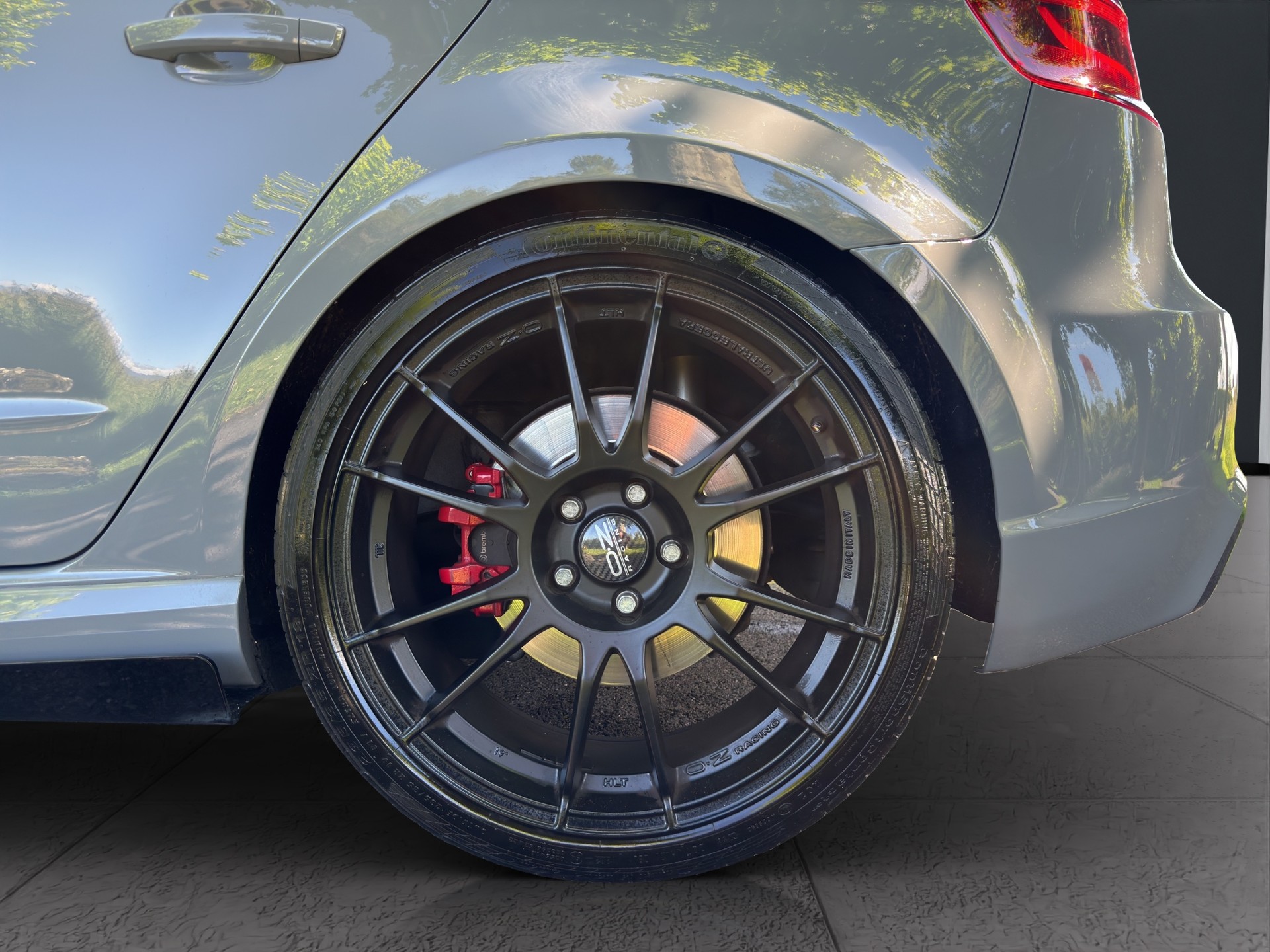 AUDI RS3 2.5 TSI quattro S-tronic-image-18
