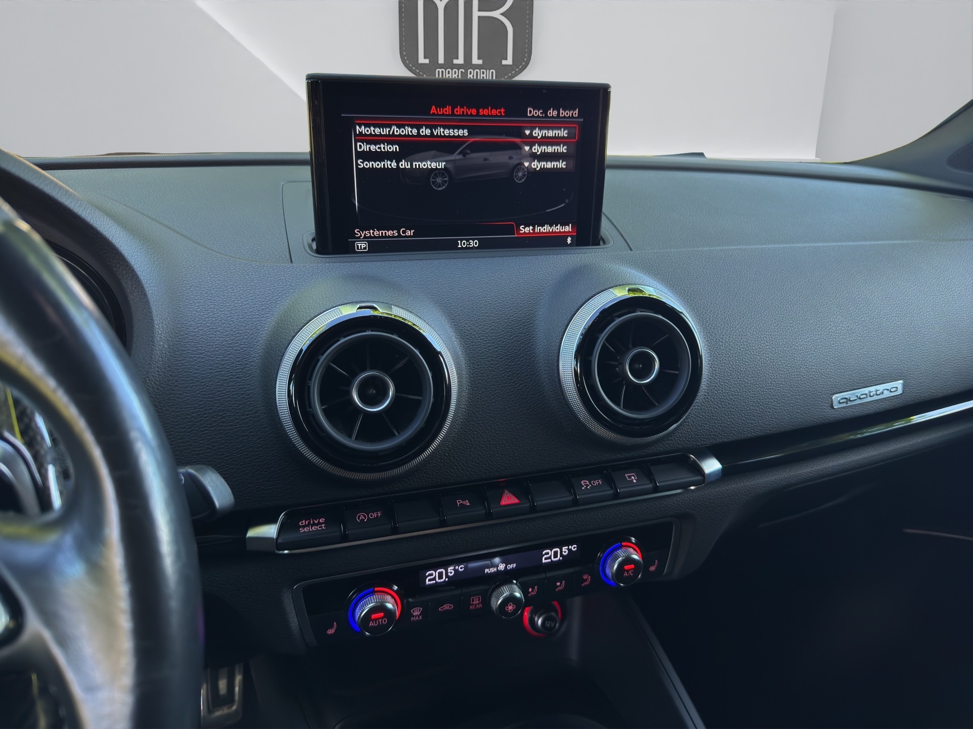 AUDI RS3 2.5 TSI quattro S-tronic-image-11