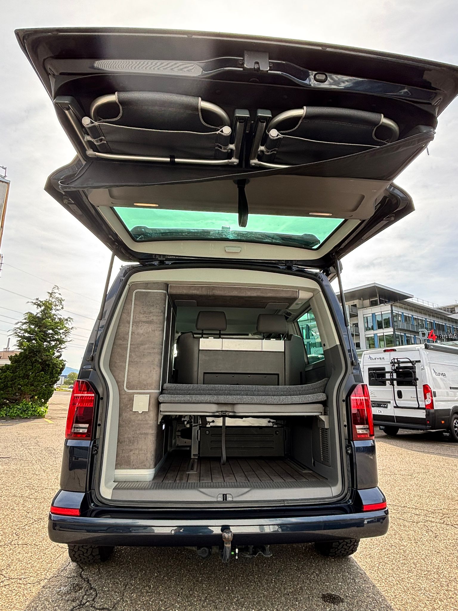 VW T6.1 California 2.0 TDI Ocean Liberty 4Motion DSG-image-8