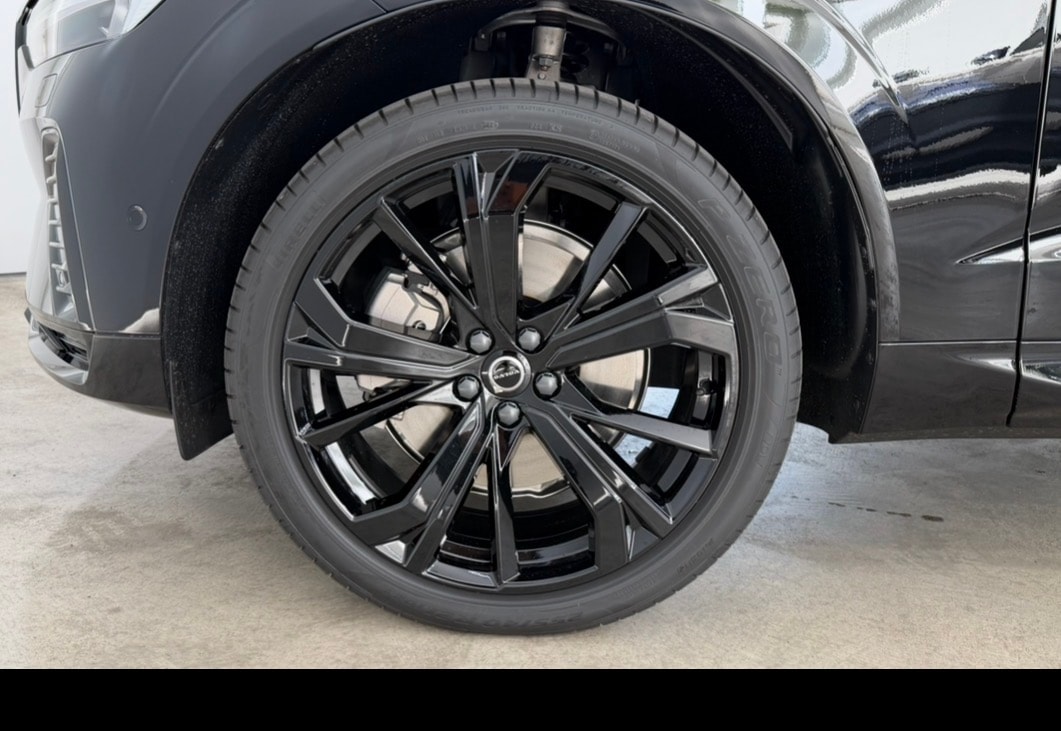 VOLVO XC60 2.0 T6 TE Black Edition e-image-7