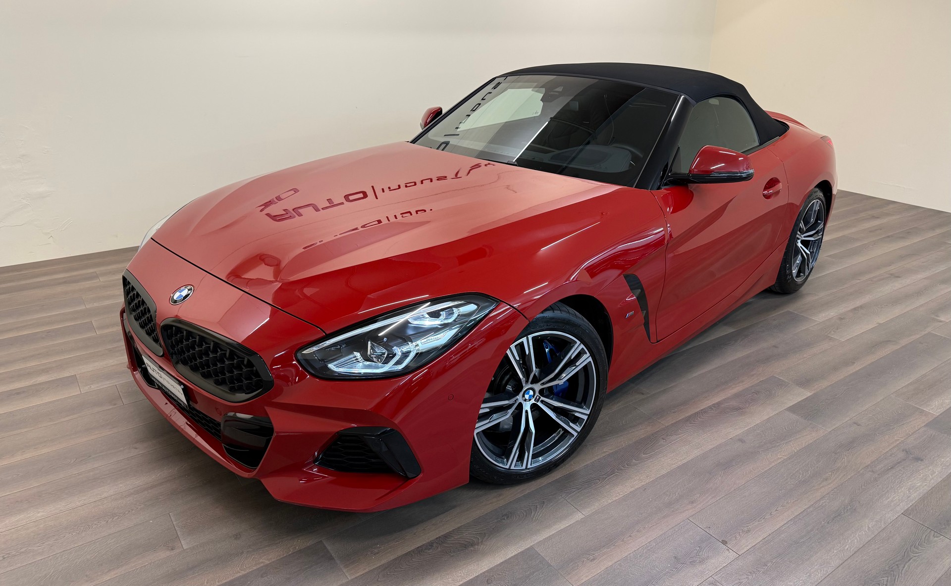BMW Z4 M40i Steptronic-showroom-element-3
