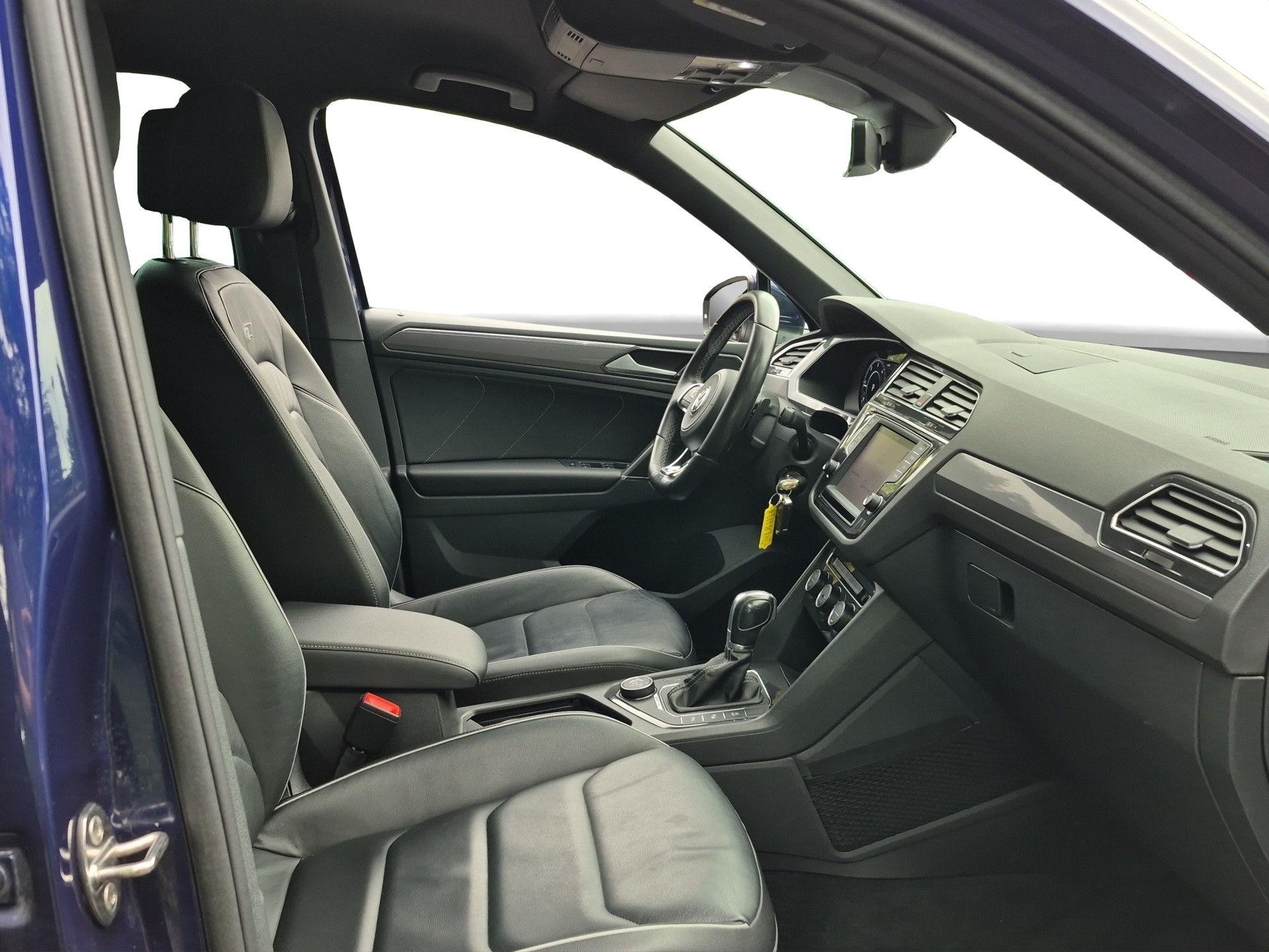 VW Tiguan 2.0 TDI SCR R-Line Highline4Motion DSG-image-7