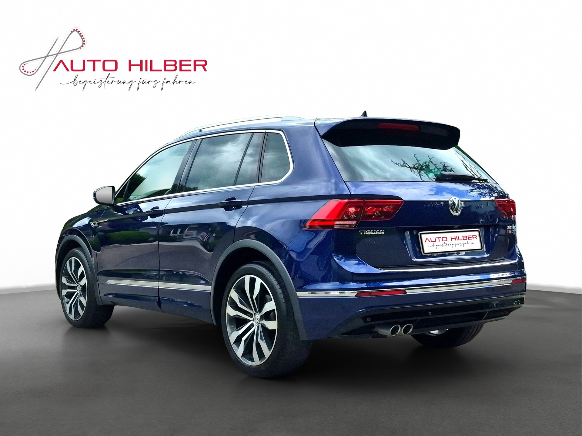 VW Tiguan 2.0 TDI SCR R-Line Highline4Motion DSG-image-4