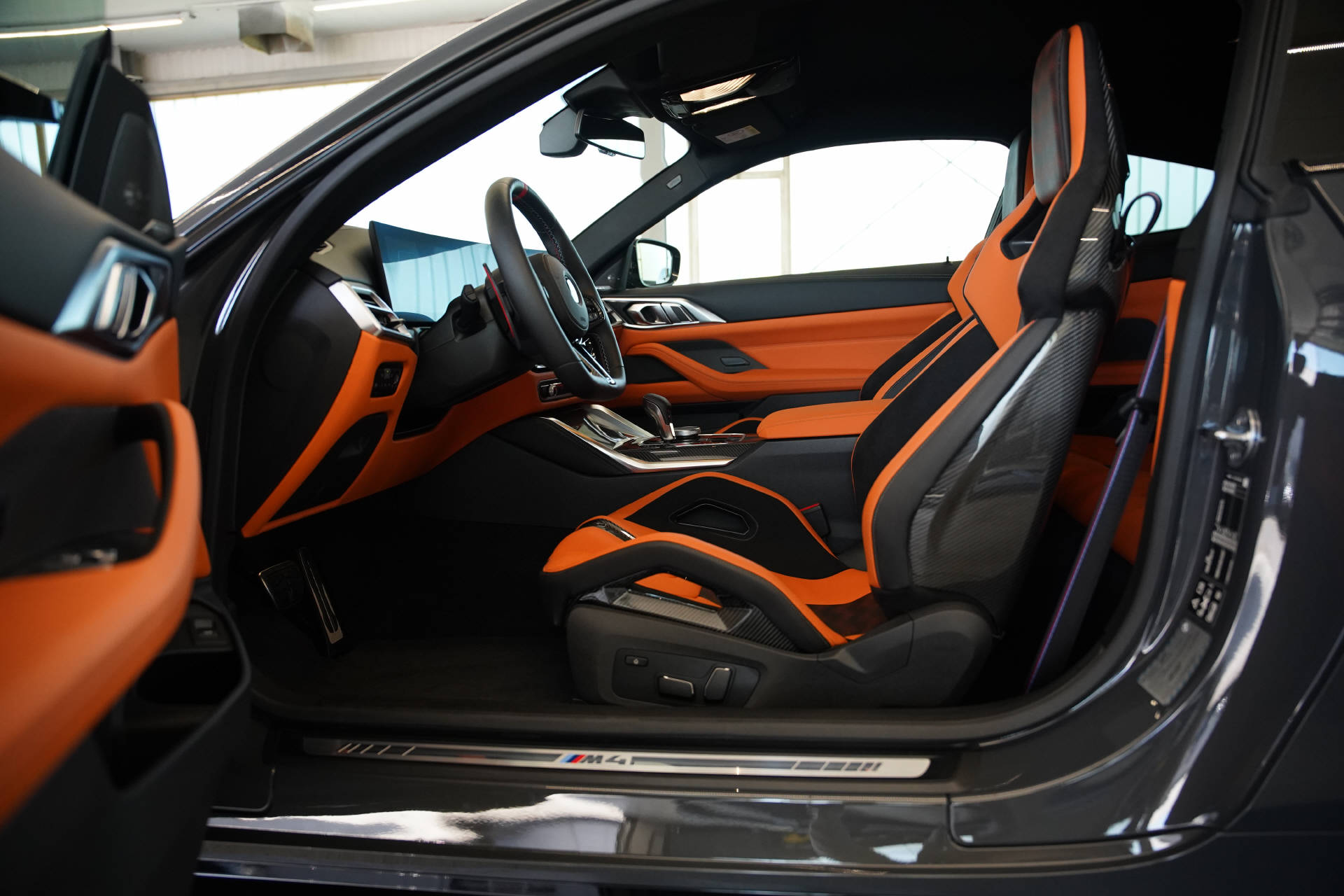 BMW M4 Coupé Competition M xDrive-image-8