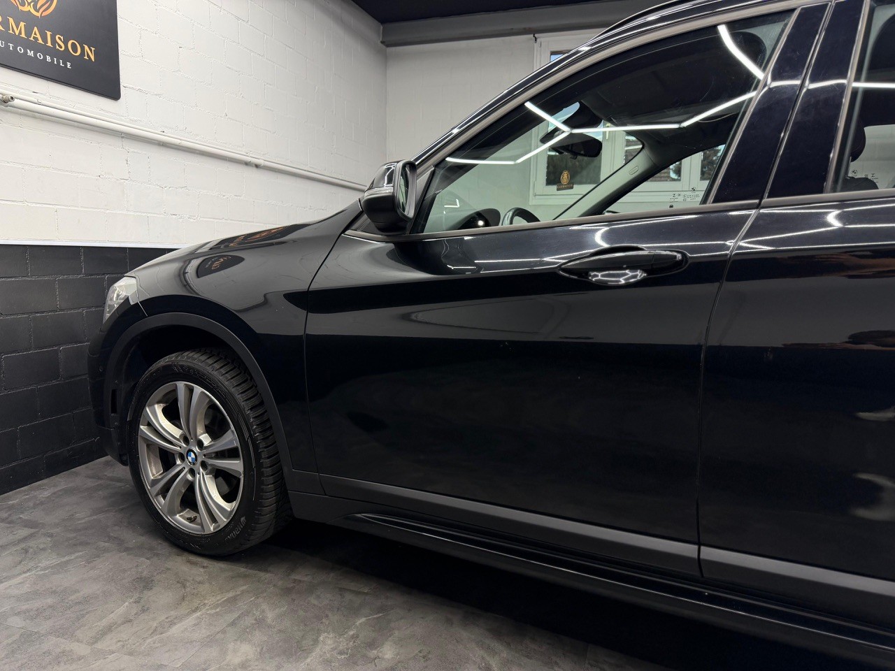 BMW X1 xDrive 18d Sport Line Steptronic-image-8