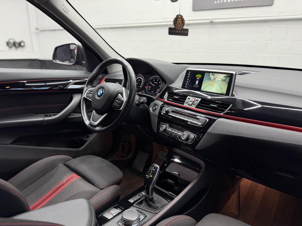 BMW X1 xDrive 18d Sport Line Steptronic-image-16