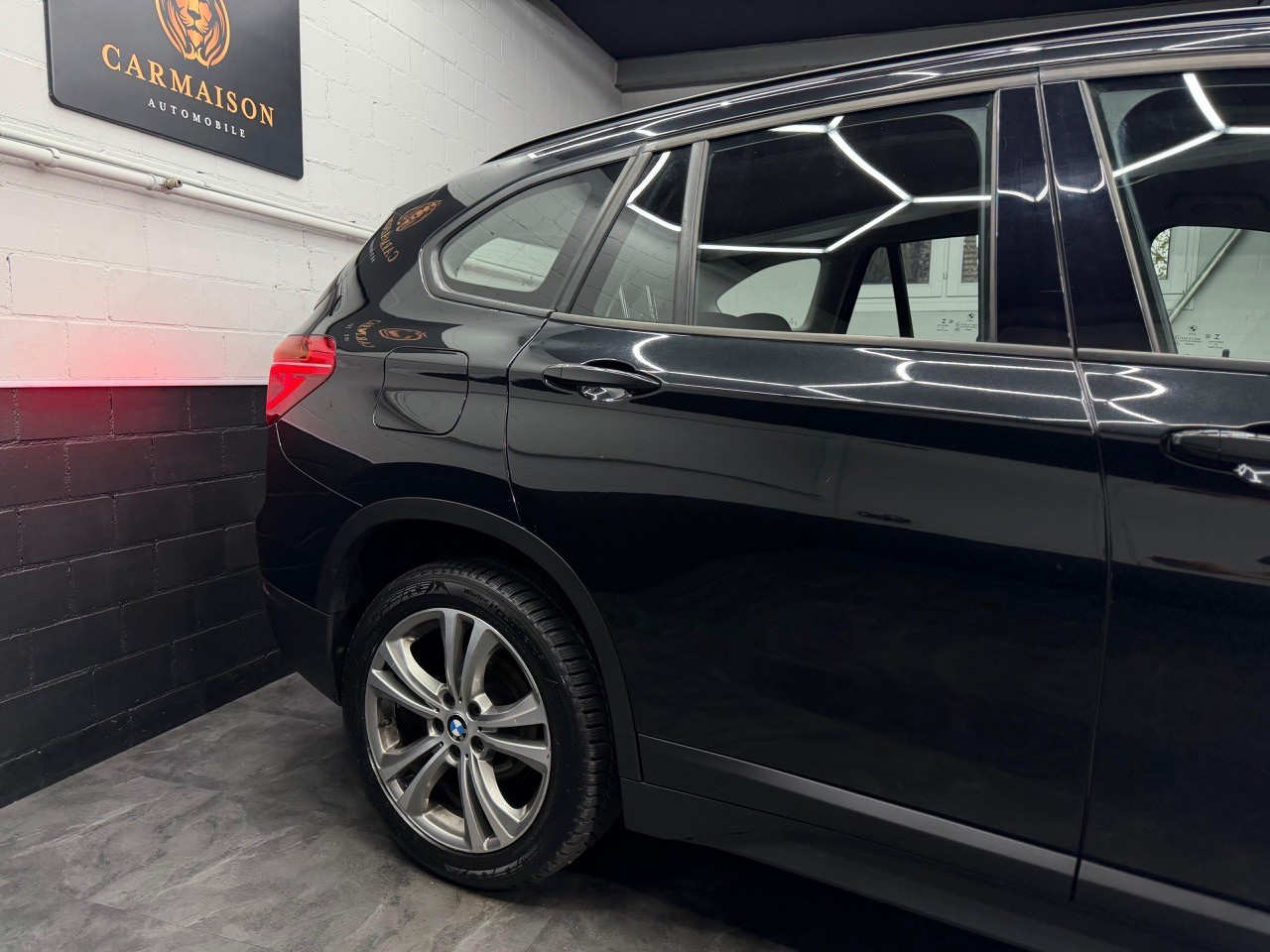 BMW X1 xDrive 18d Sport Line Steptronic-image-4