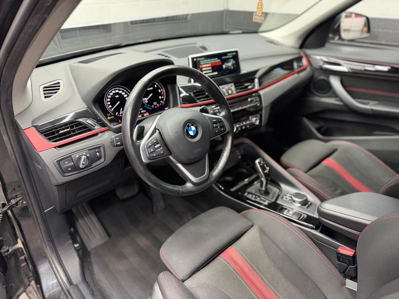 BMW X1 xDrive 18d Sport Line Steptronic-image-10