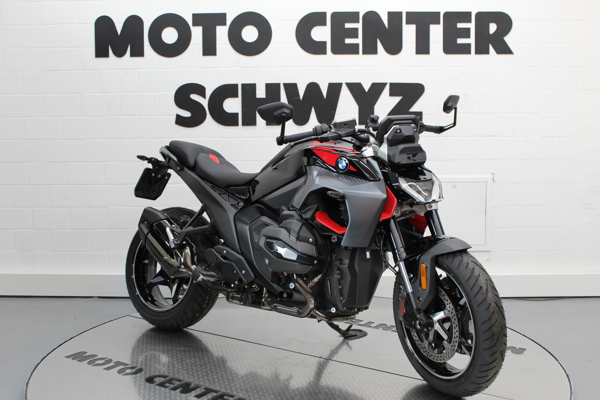 BMW R 1300 R-image-2