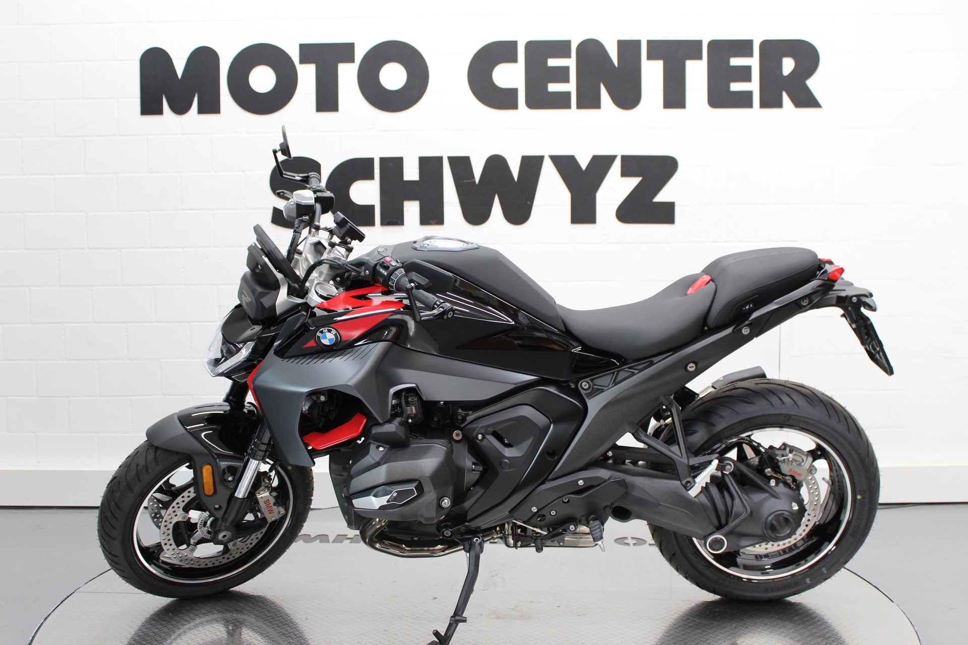 BMW R 1300 R-image-5