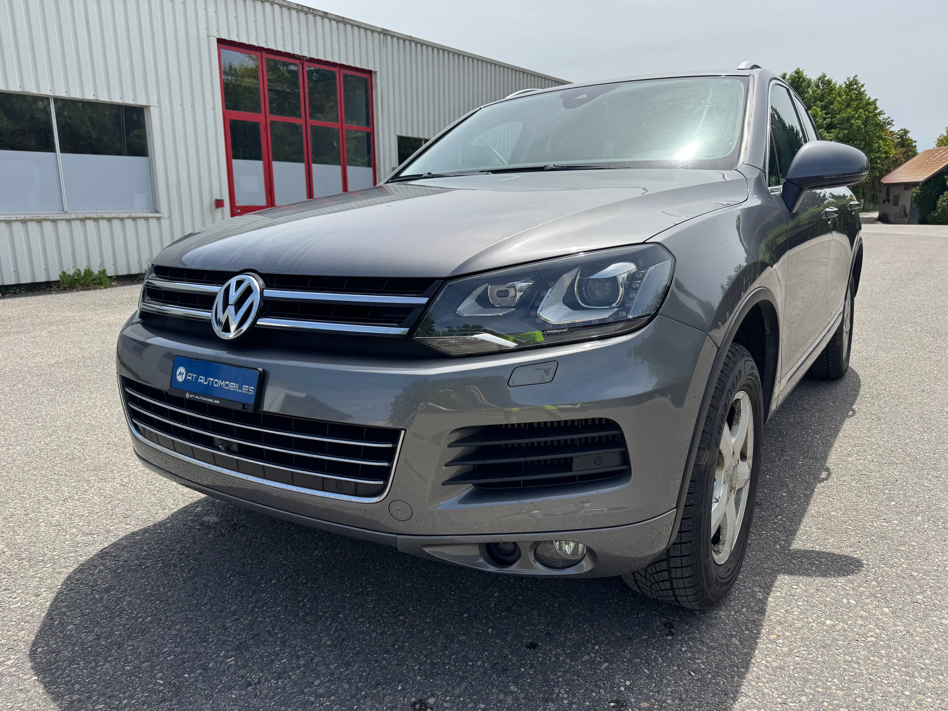 VW Touareg 3.0 TDI BlueMotion Technology Tiptronic-image-1