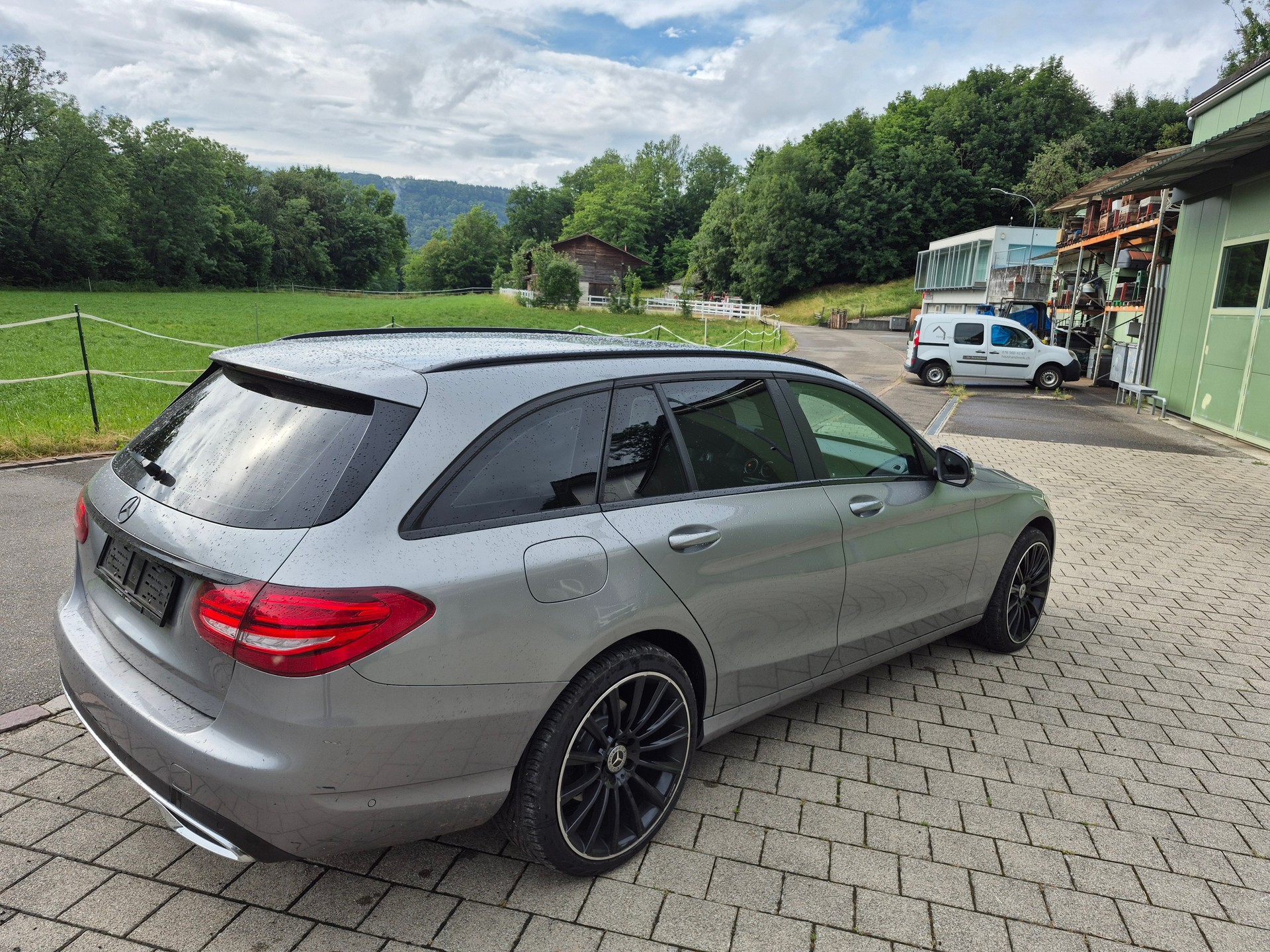 MERCEDES-BENZ C 250 BlueTEC 4Matic 7G-Tronic-image-4