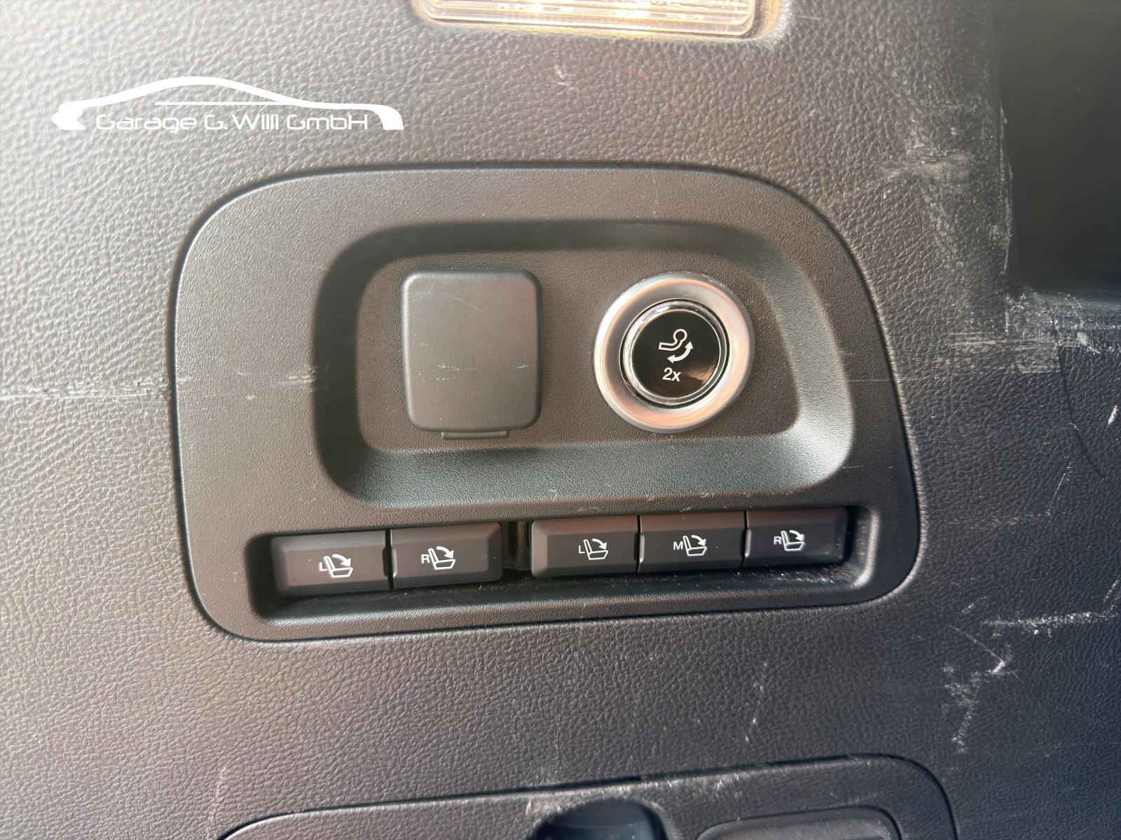 FORD S-Max 2.0 TDCi ST-Line AWD Automatic-image-22