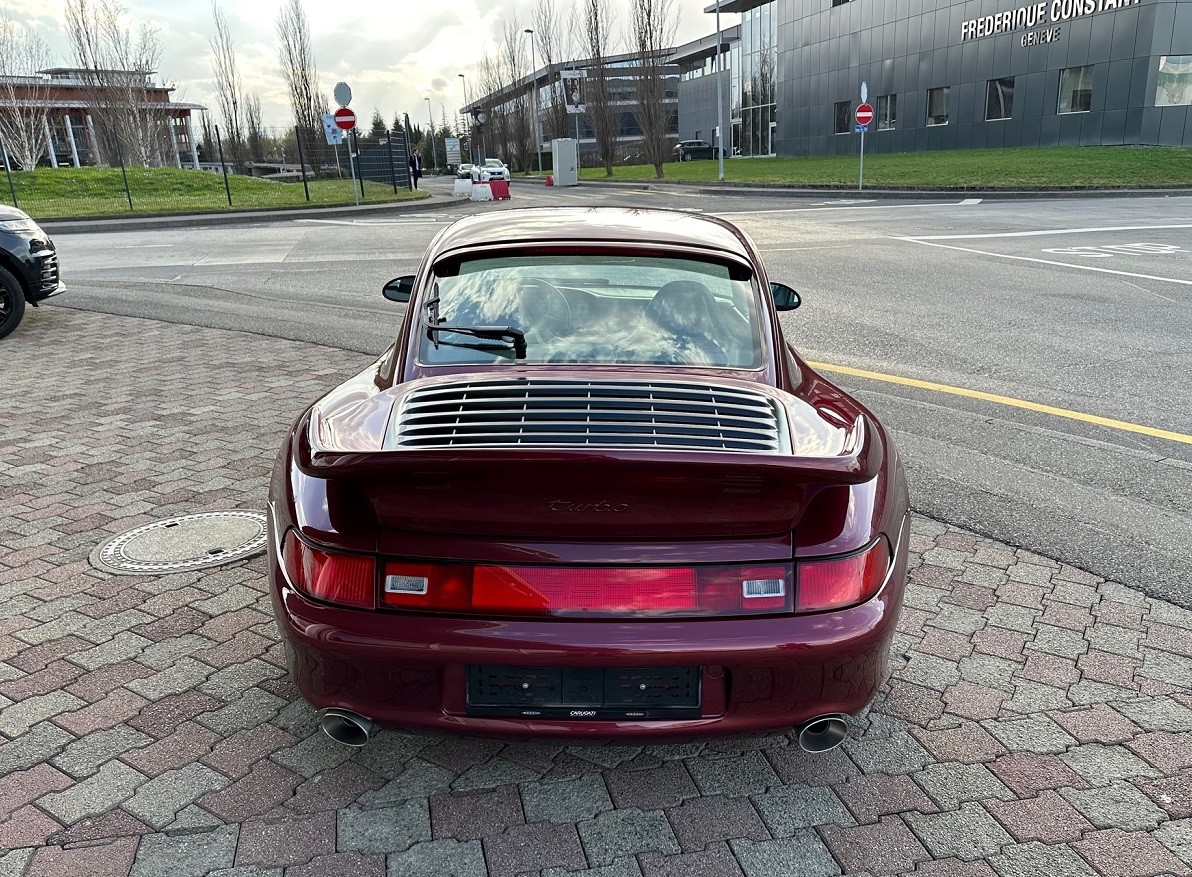 PORSCHE 911 Turbo-image-6