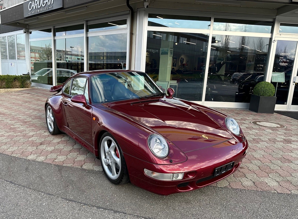 PORSCHE 911 Turbo-showroom-element-1