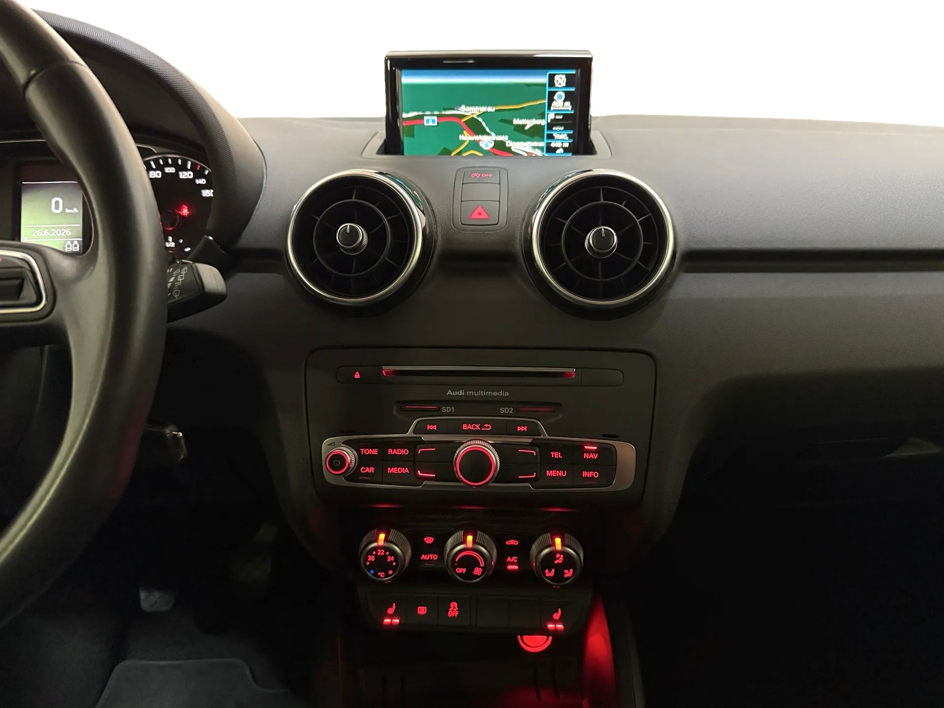 AUDI A1 1.0 TFSI Sport-image-15
