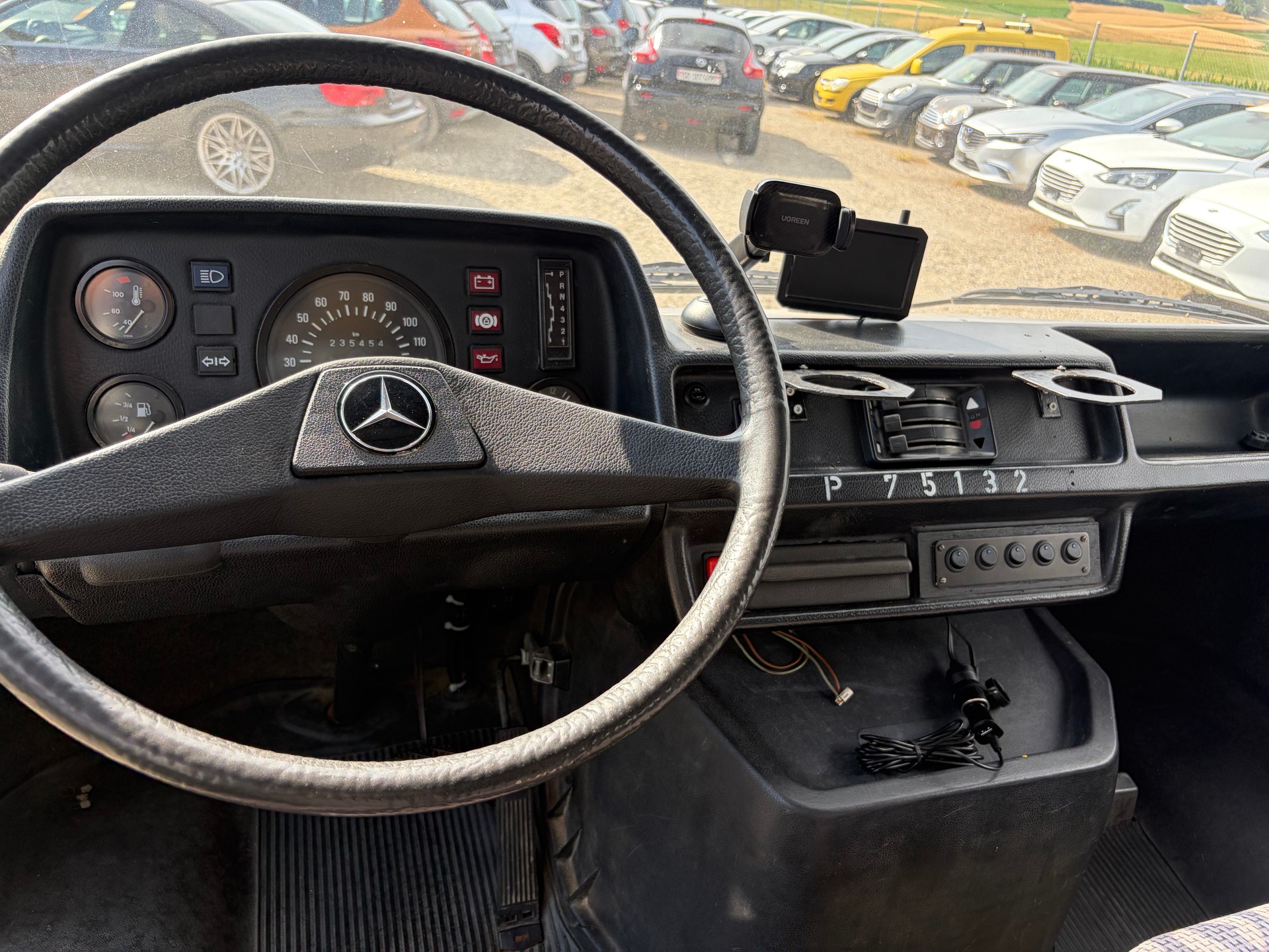 MERCEDES-BENZ 310 (602/35)-image-11