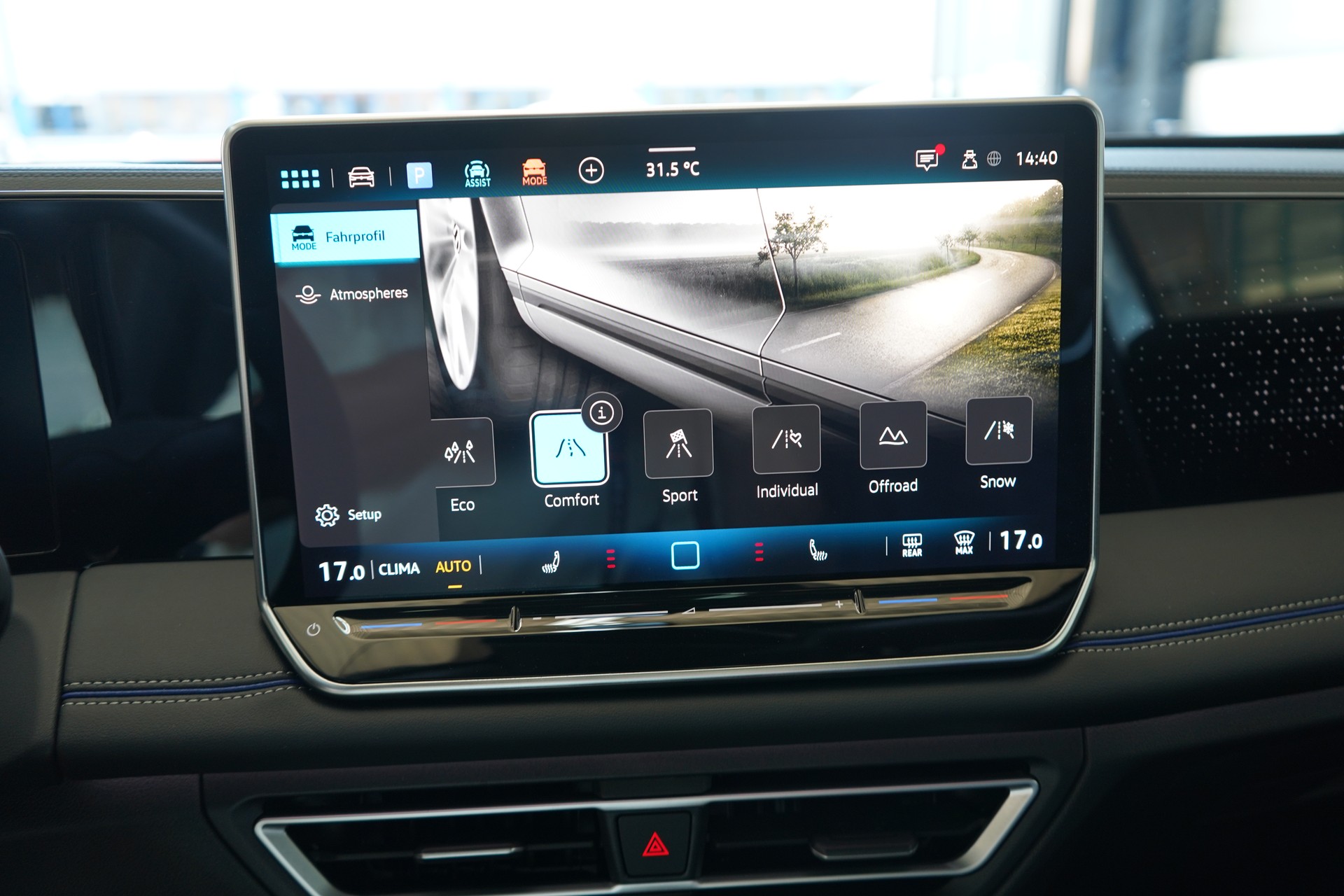 VW Tiguan 2.0 TSI DSG R-Line 4Motion-image-20