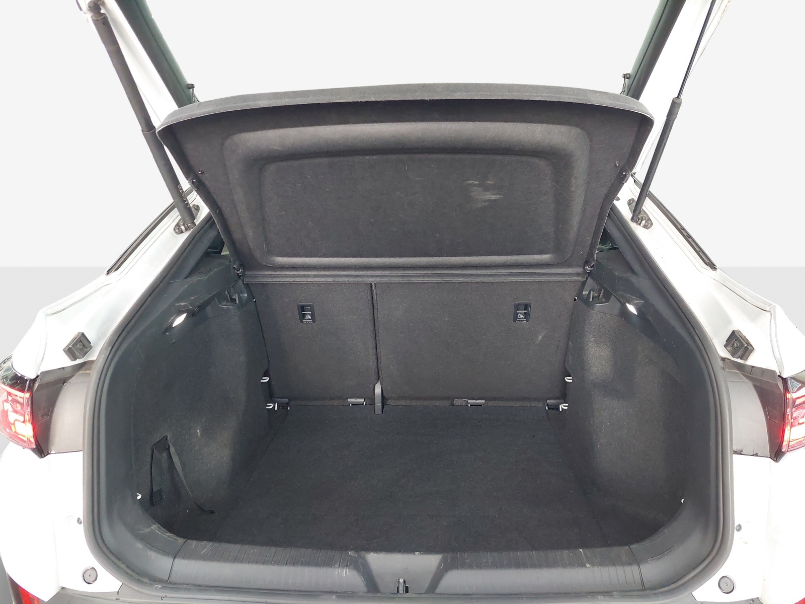 VW ID.5 Pro Performance 77 kWh-image-12