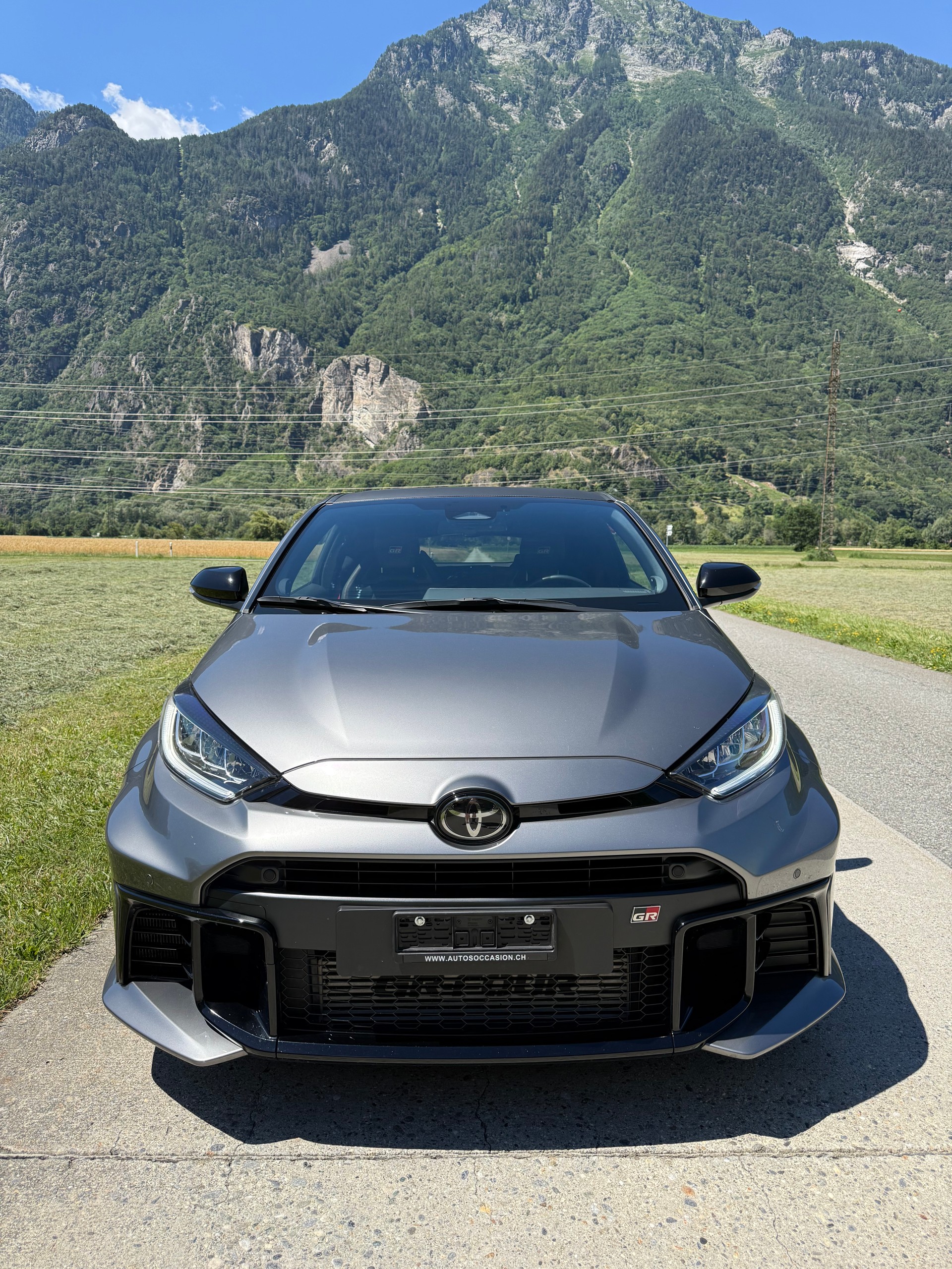 TOYOTA Yaris 1.6 GR Sport-image-2