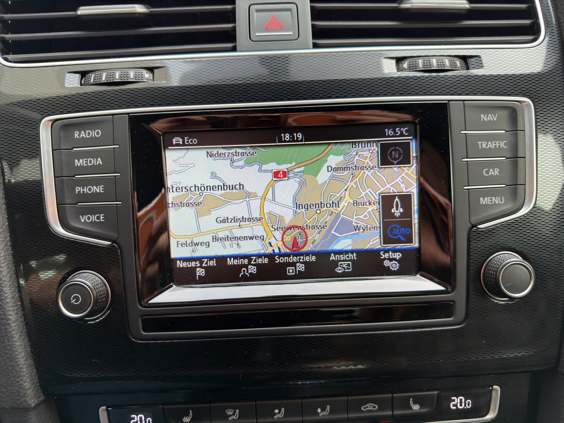 VW Golf 2.0 TSI GTI DSG-image-16