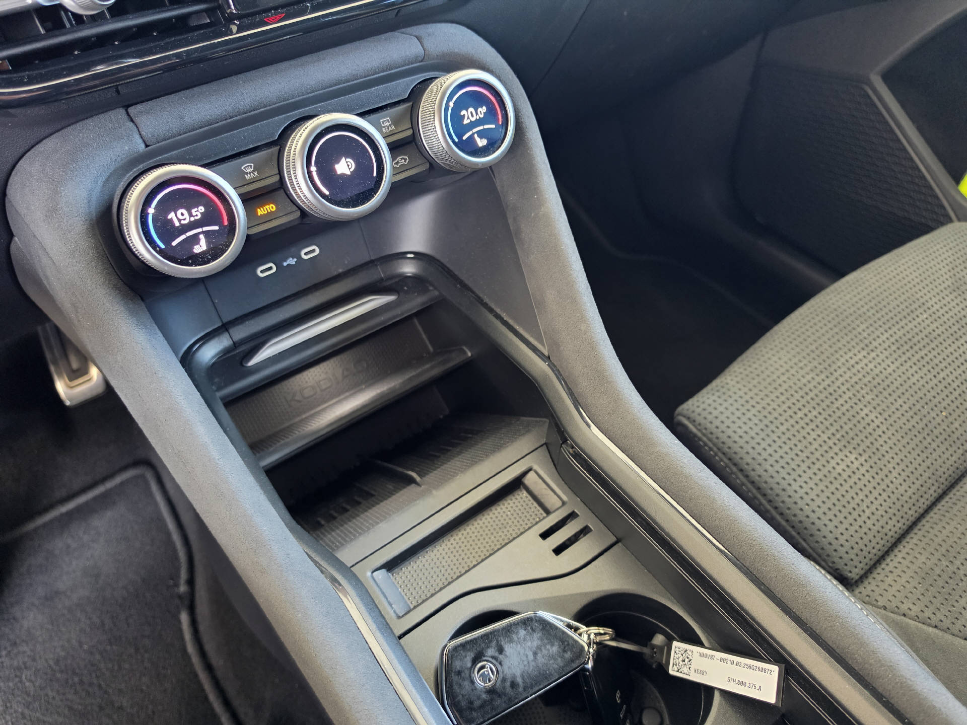 SKODA Kodiaq 2.0 TDI SportLine-image-19