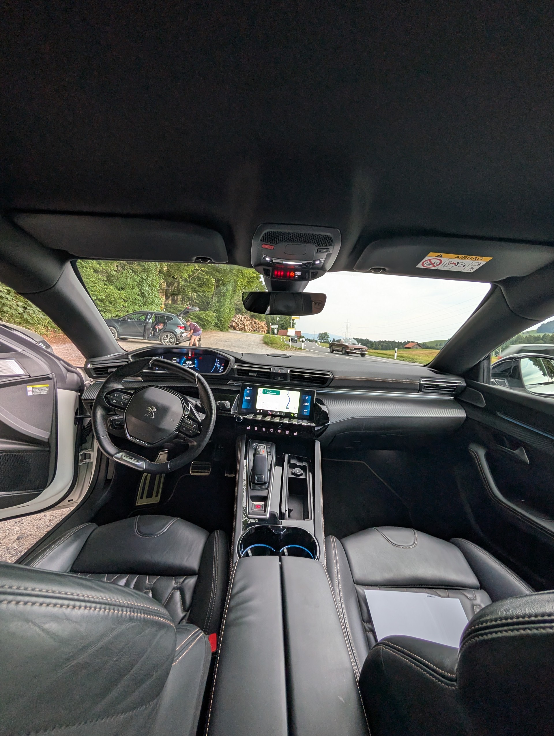 PEUGEOT 2.0 BlueHDi 180 GT Line-image-5