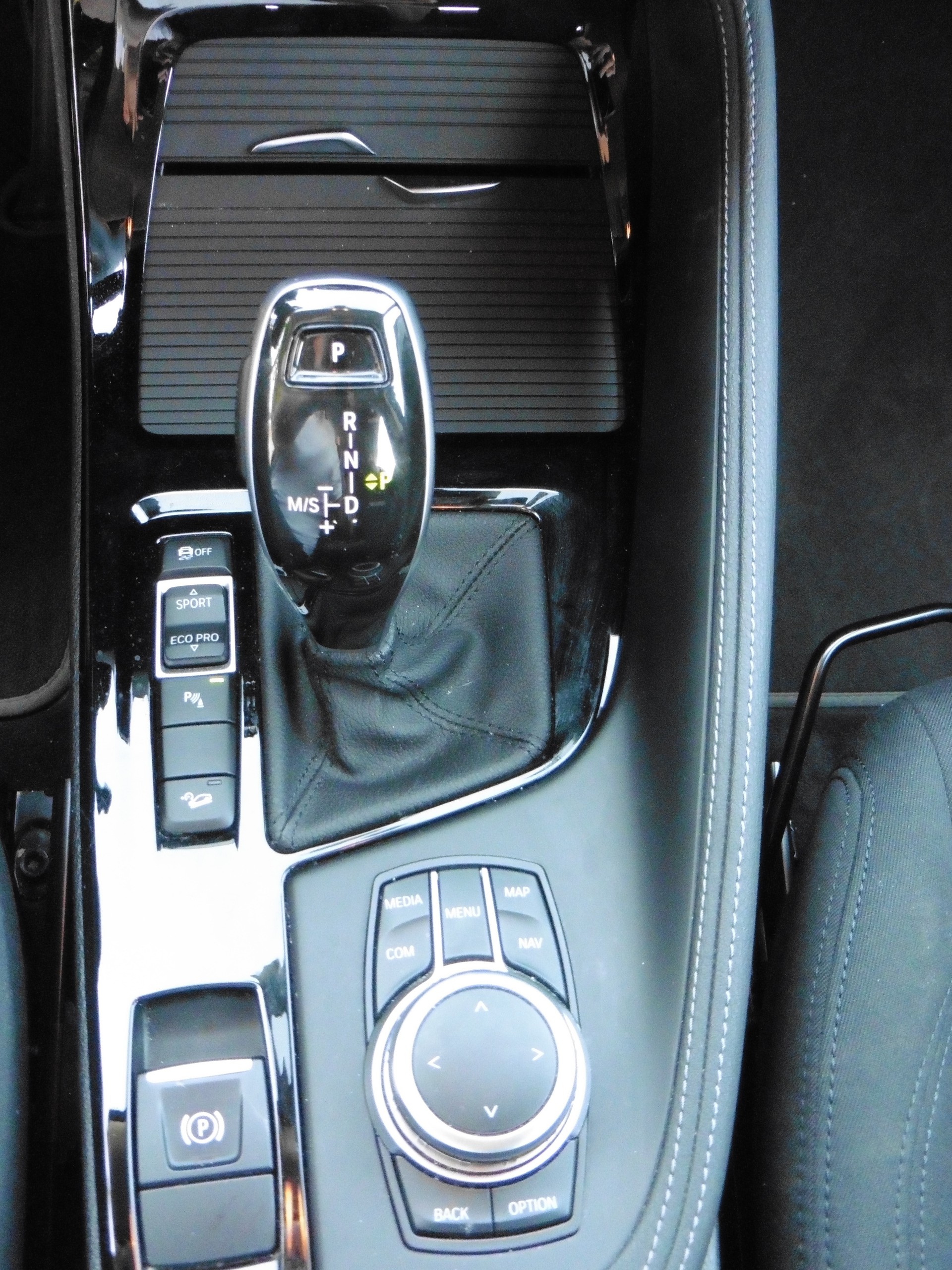 BMW X2 xDrive 18d Steptronic-image-15