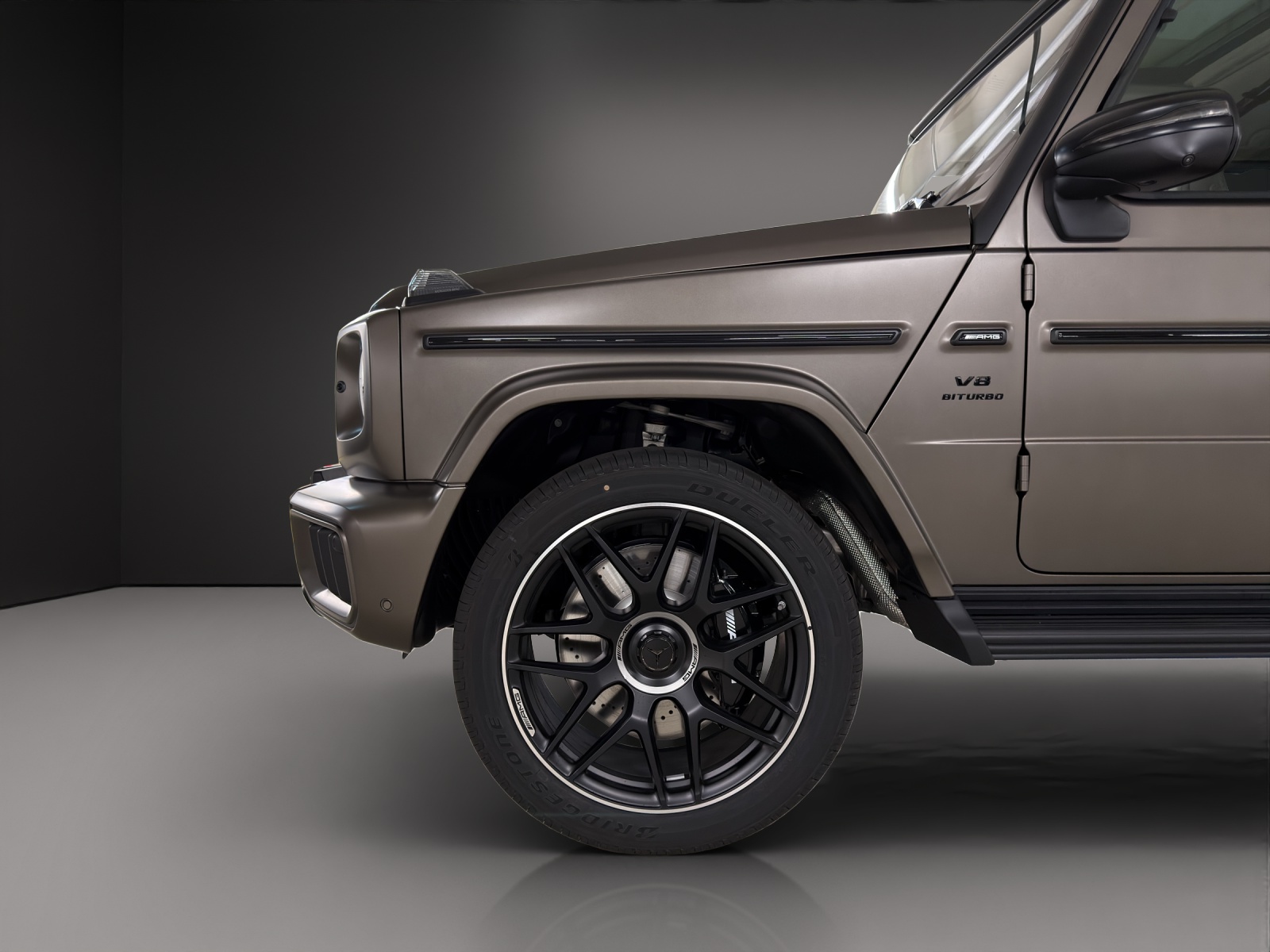 MERCEDES-BENZ G 63 AMG 9G-Tronic-image-8