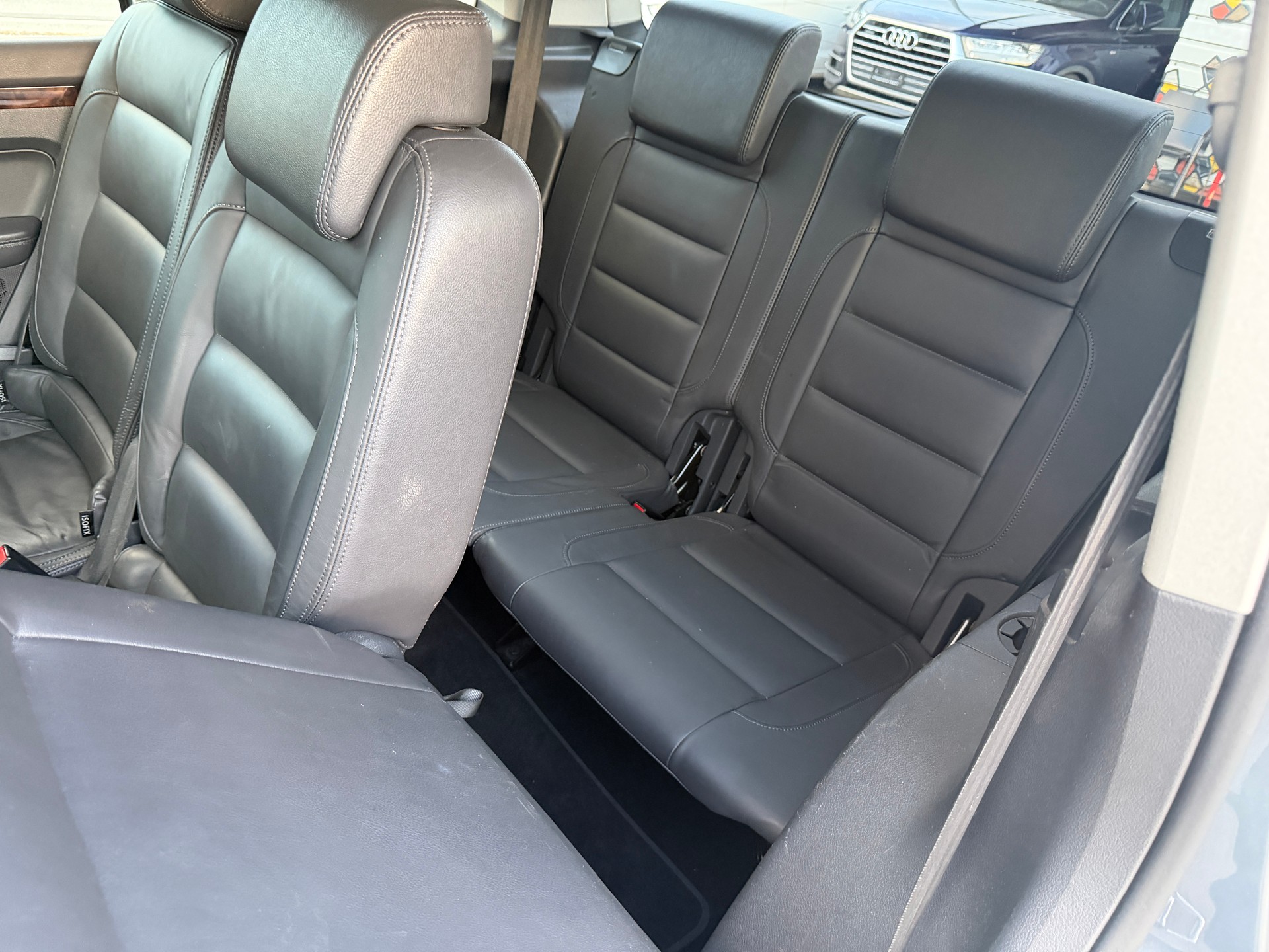 VW Touran 1.4 EcoFuel Highline DSG-image-9