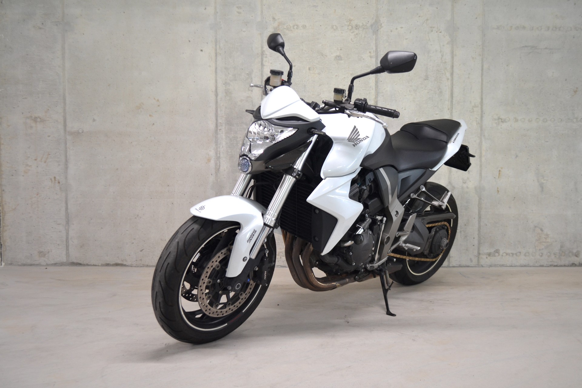 HONDA CB 1000 R-image-1