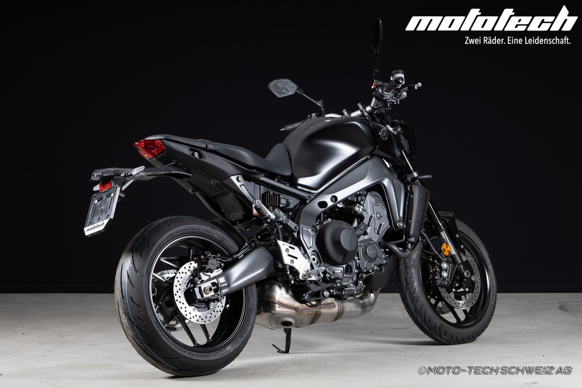 YAMAHA MT-09-image-2