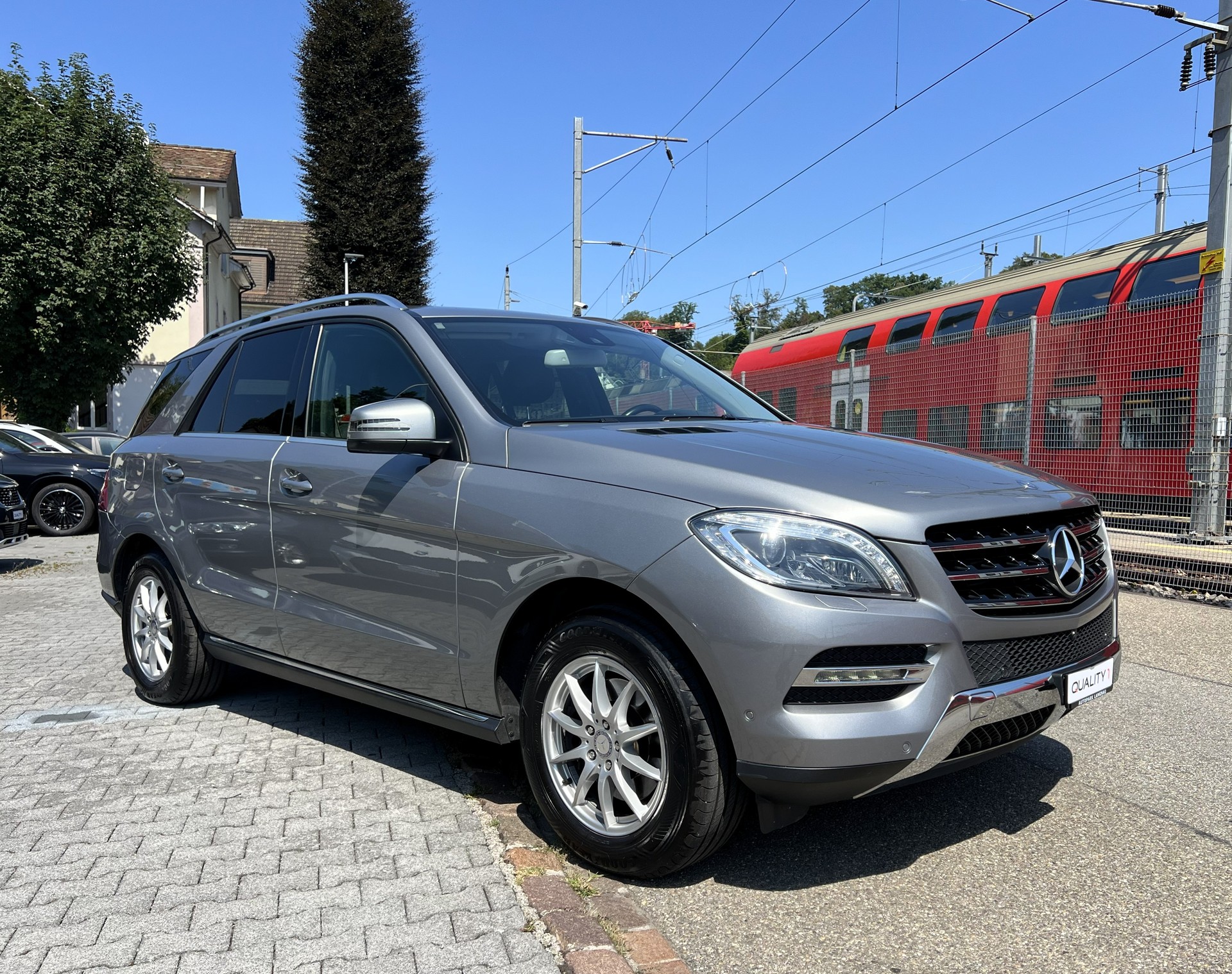 MERCEDES-BENZ ML 250 BlueTEC Executive 4Matic 7G-Tronic-image-6