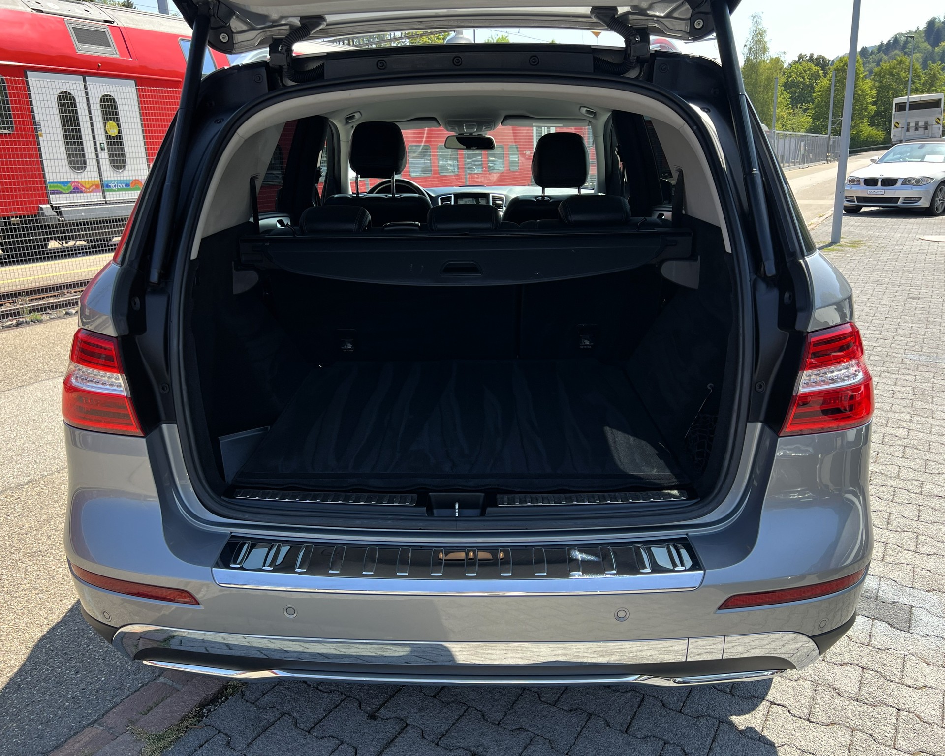 MERCEDES-BENZ ML 250 BlueTEC Executive 4Matic 7G-Tronic-image-10