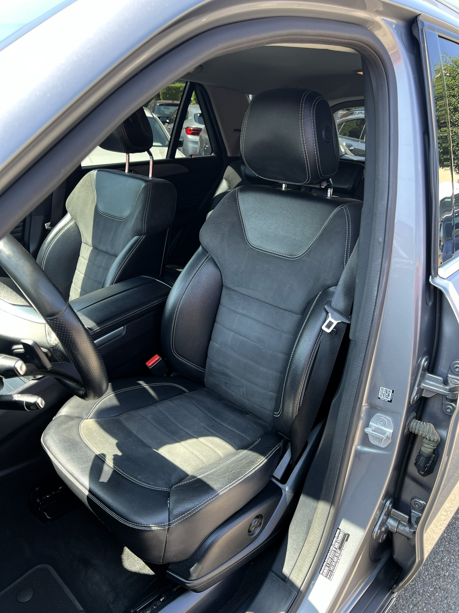 MERCEDES-BENZ ML 250 BlueTEC Executive 4Matic 7G-Tronic-image-17