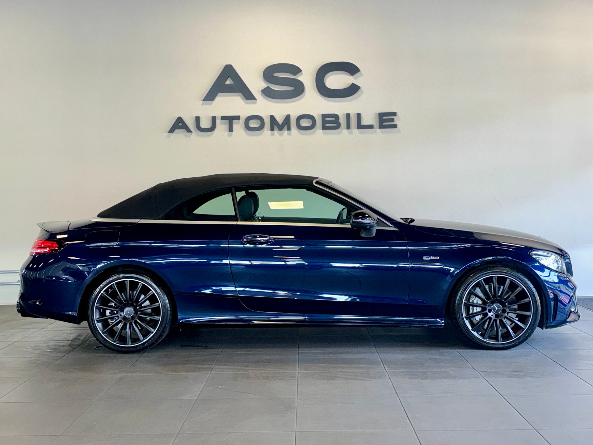 MERCEDES-BENZ C 43 Cabriolet AMG 4Matic 9G-Tronic-showroom-element-2